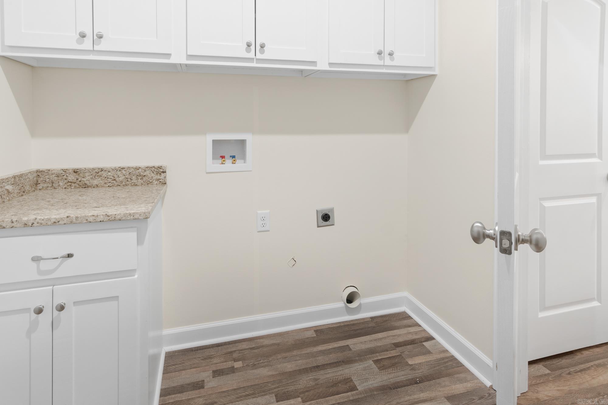 THE RIVER PLANTATION PH-VII, FIN - Residential