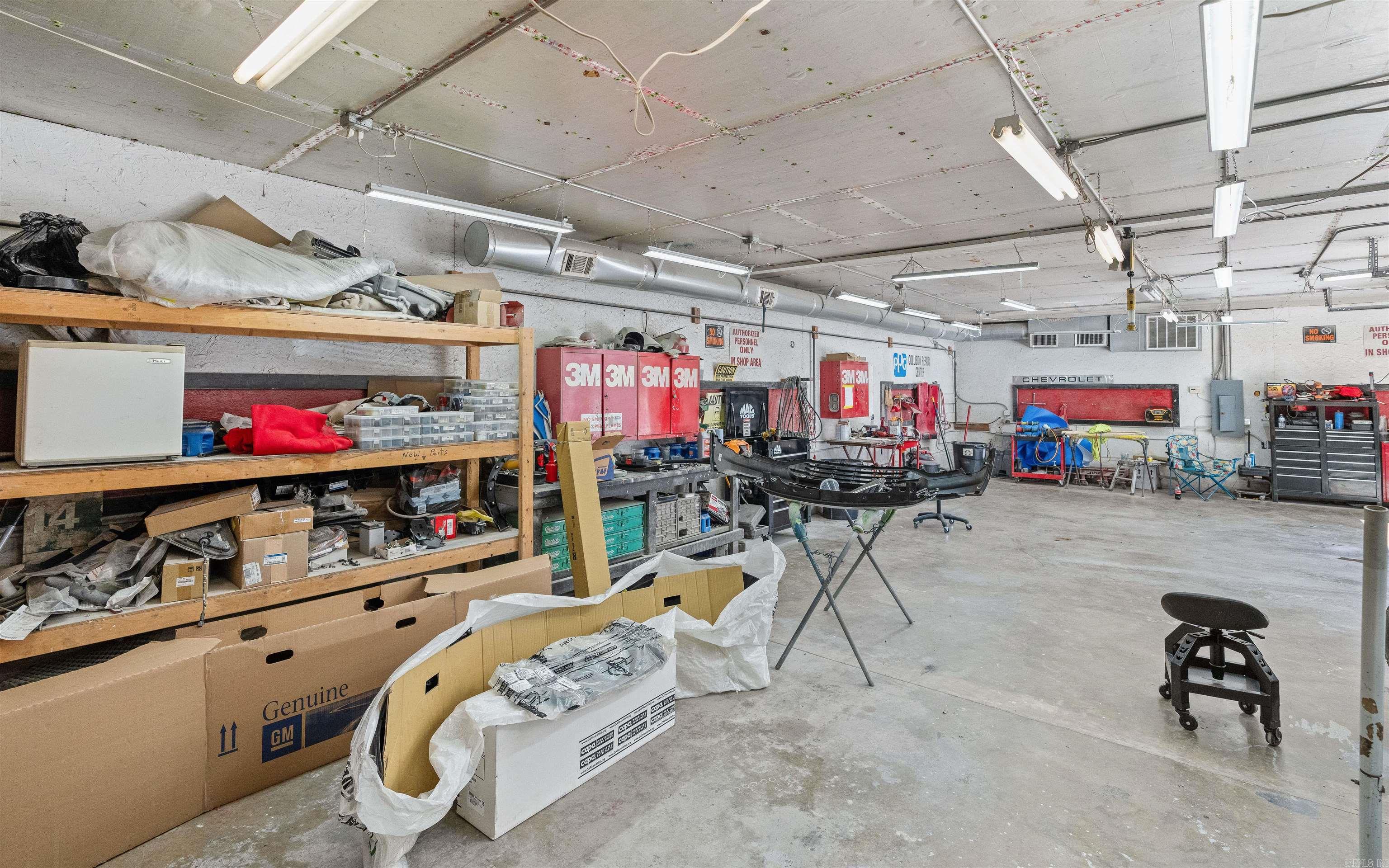 31-1N-19W - Commercial Sale