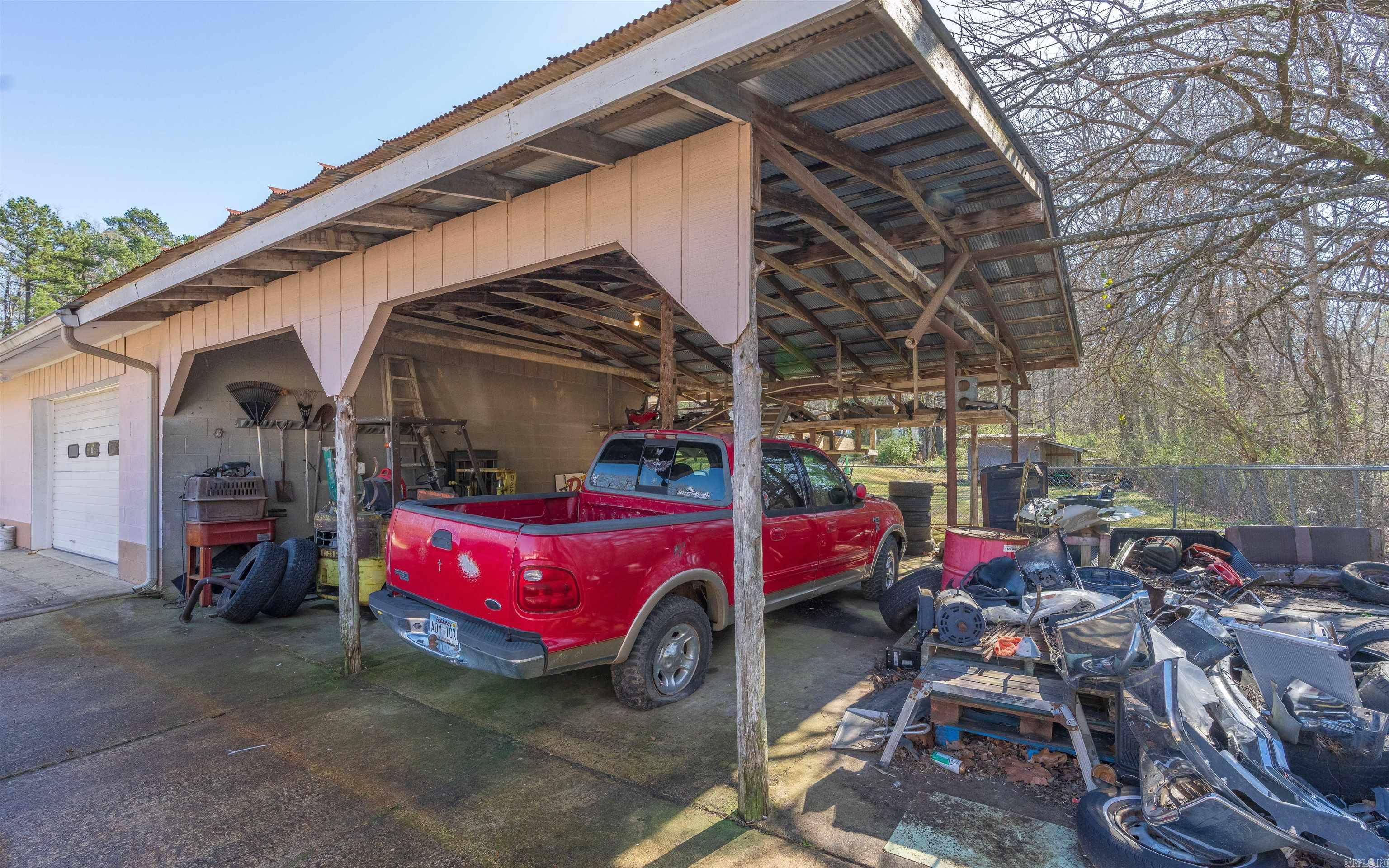 31-1N-19W - Commercial Sale