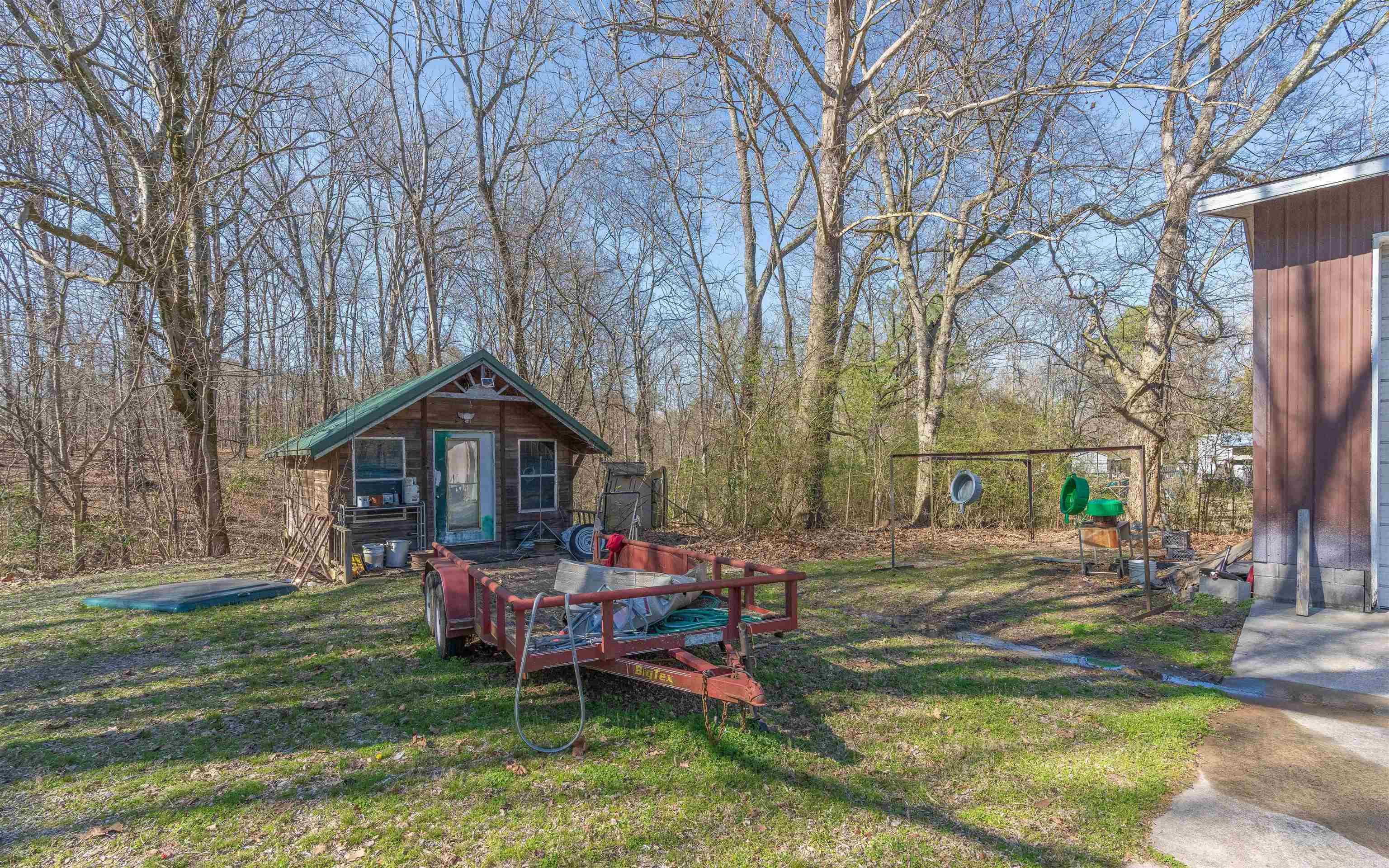 31-1N-19W - Commercial Sale