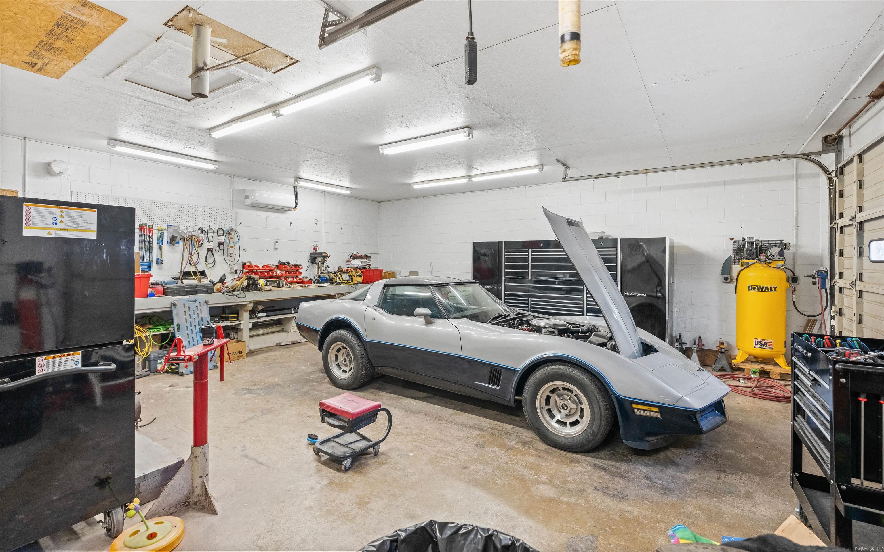 31-1N-19W - Commercial Sale