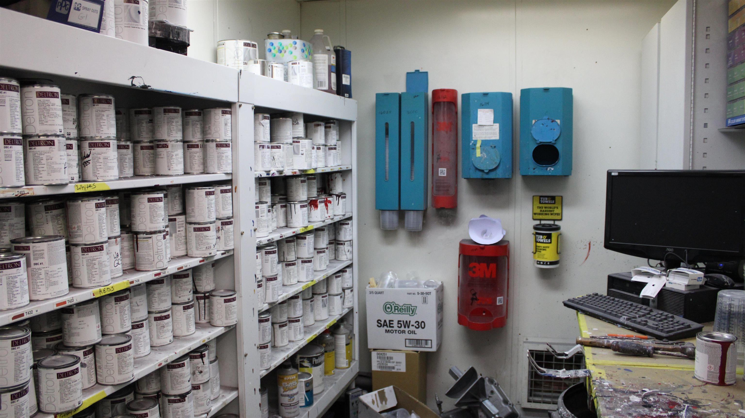 31-1N-19W - Commercial Sale