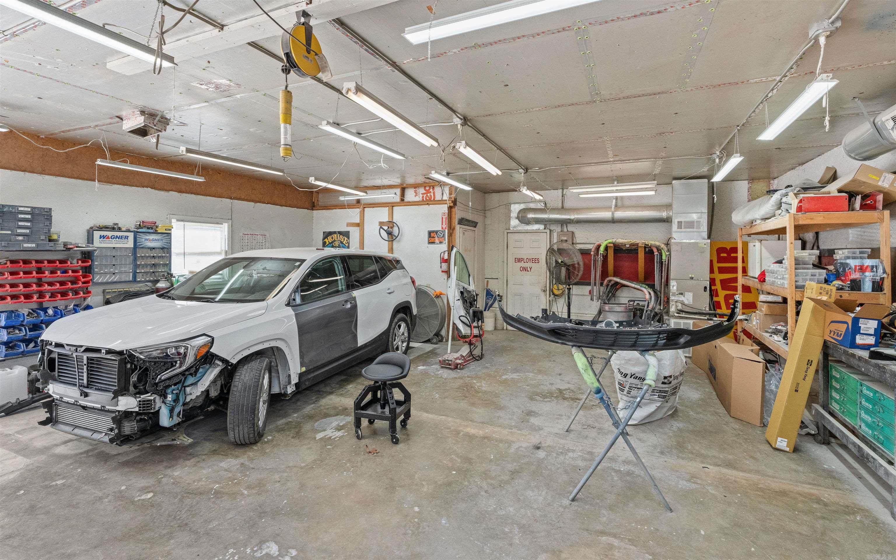 31-1N-19W - Commercial Sale