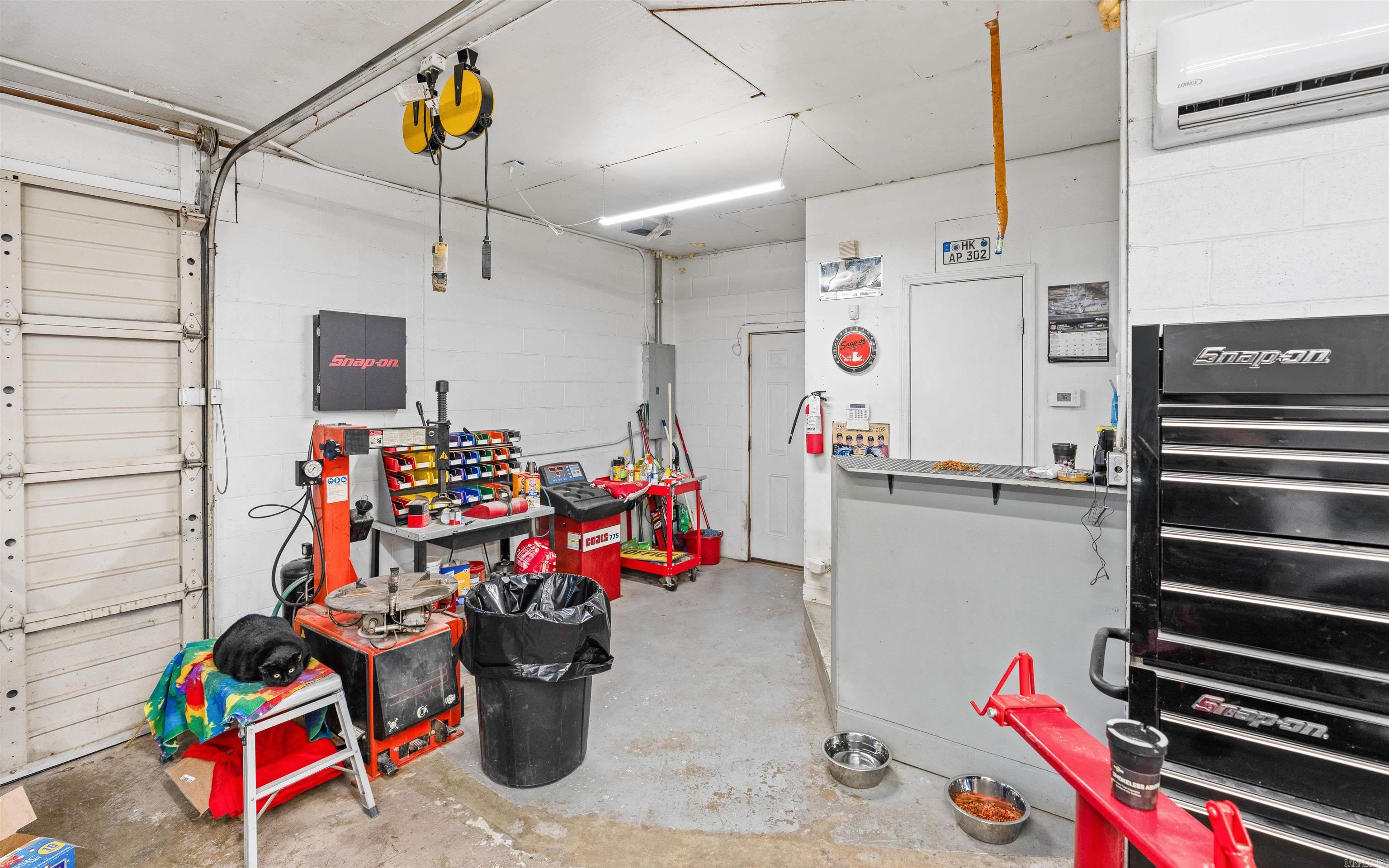 31-1N-19W - Commercial Sale