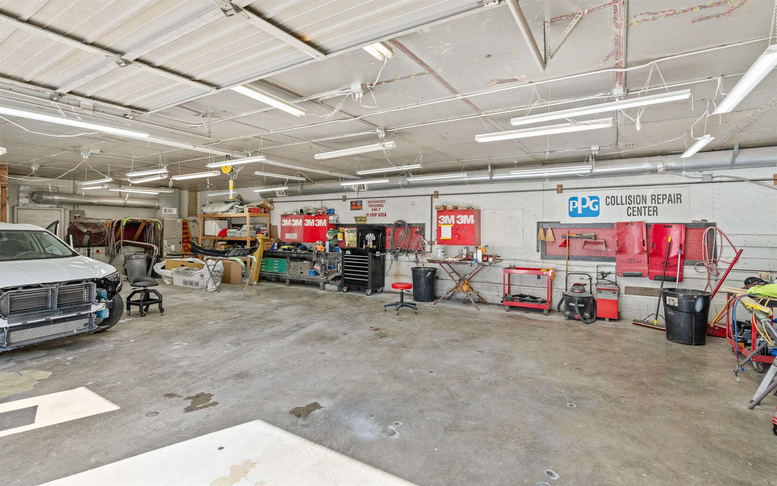 31-1N-19W - Commercial Sale