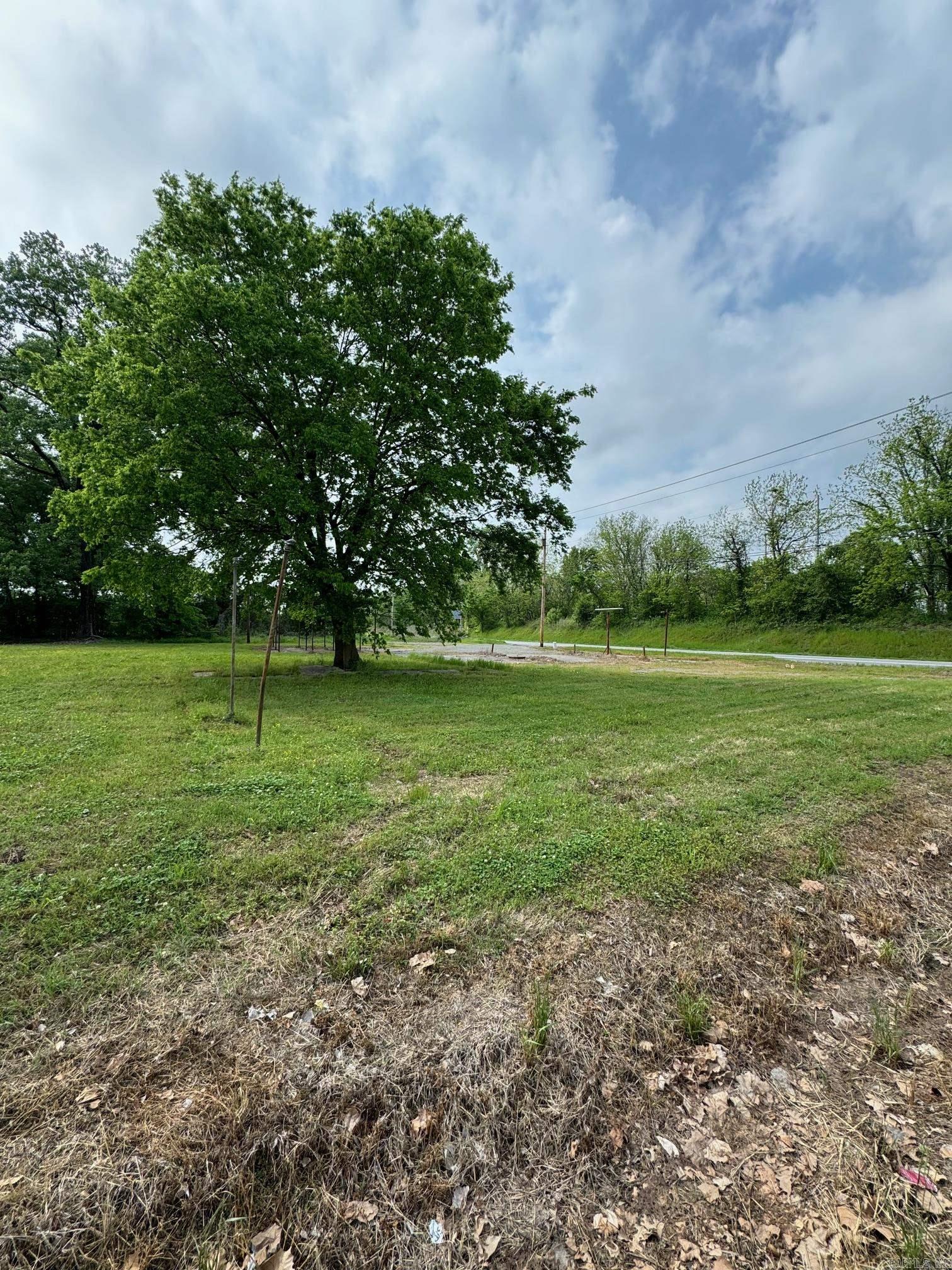 S-L-G - Commercial Sale