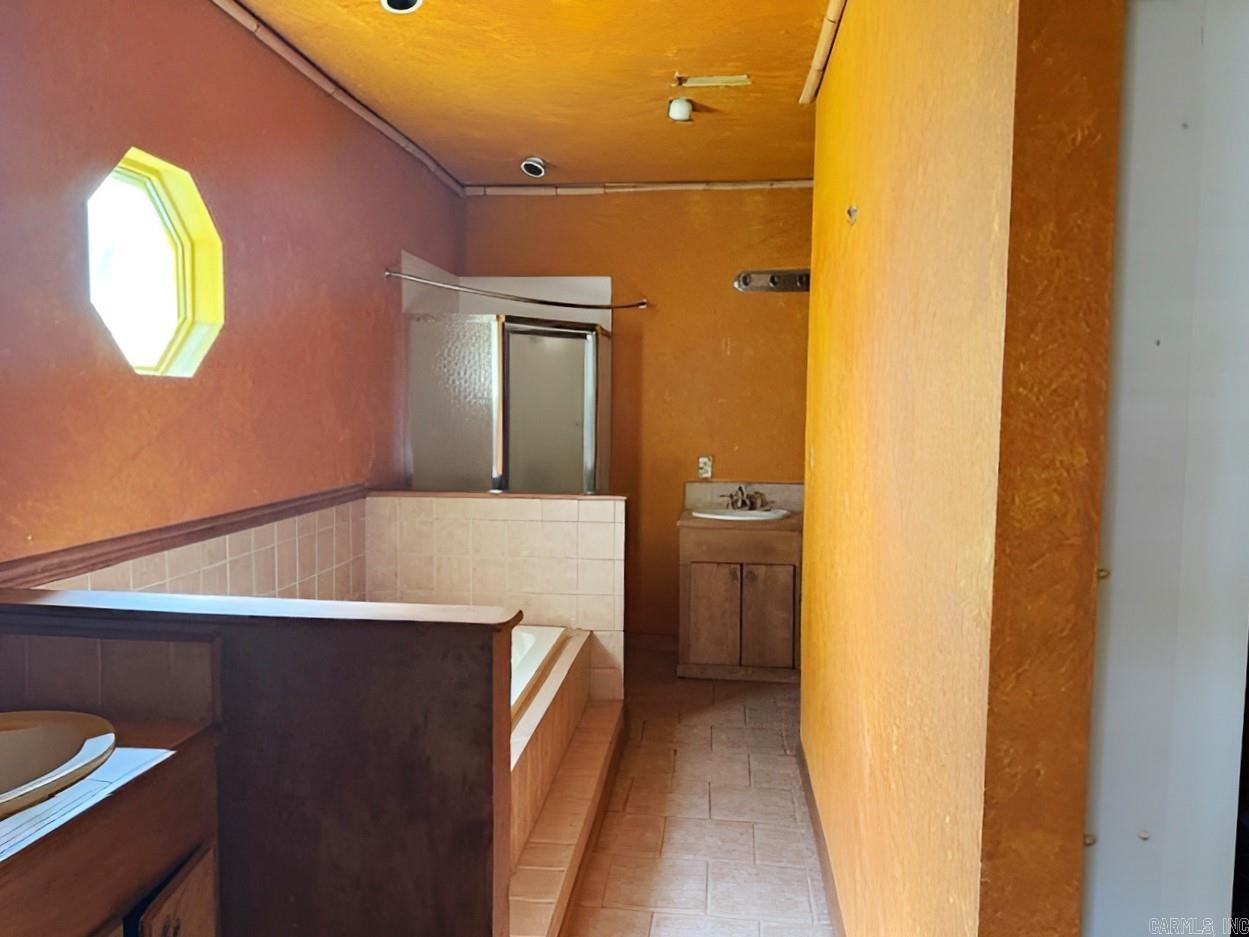 CROSSETT ORIGINAL - Residential