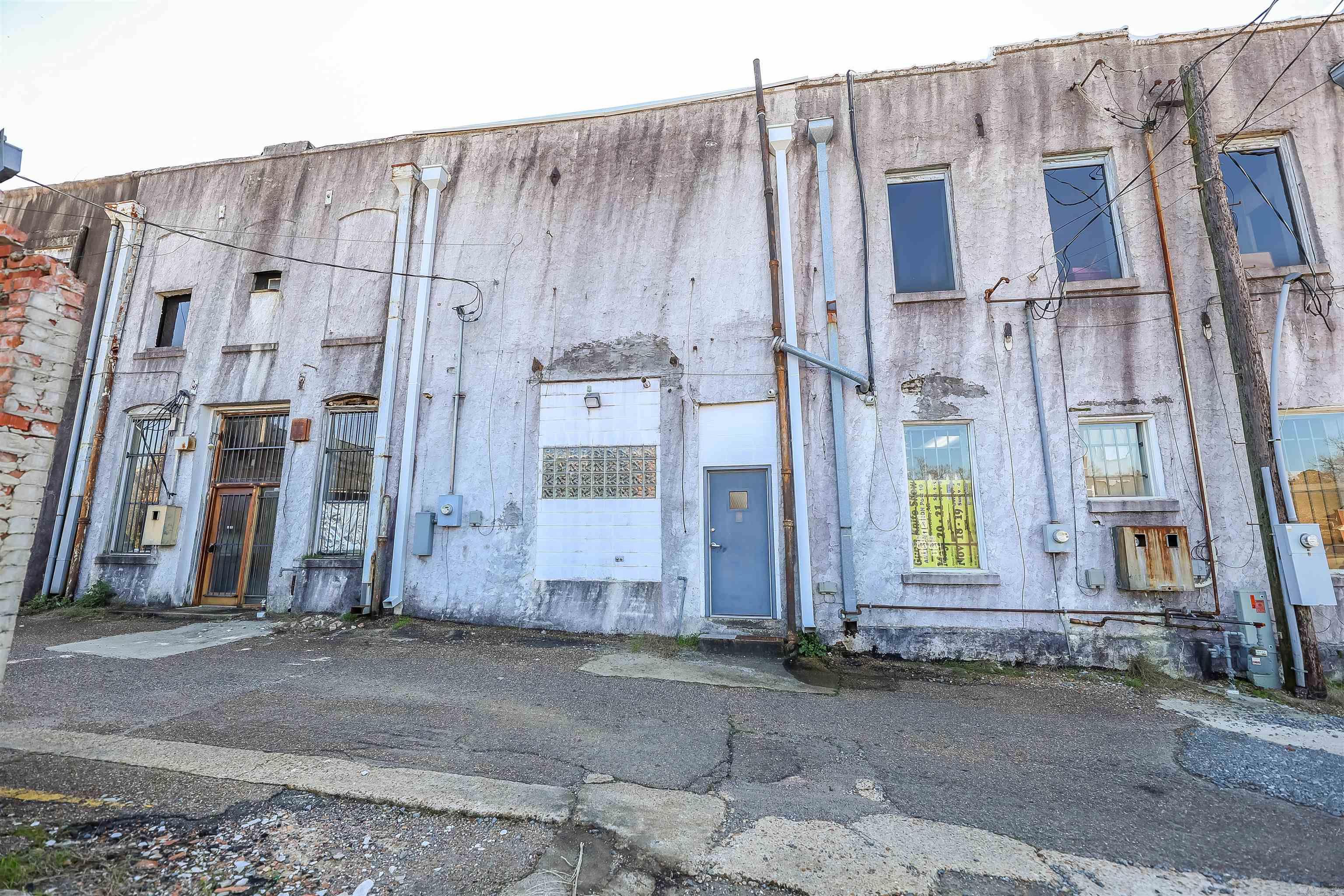 W L BRADLEY ADDN - Commercial Sale