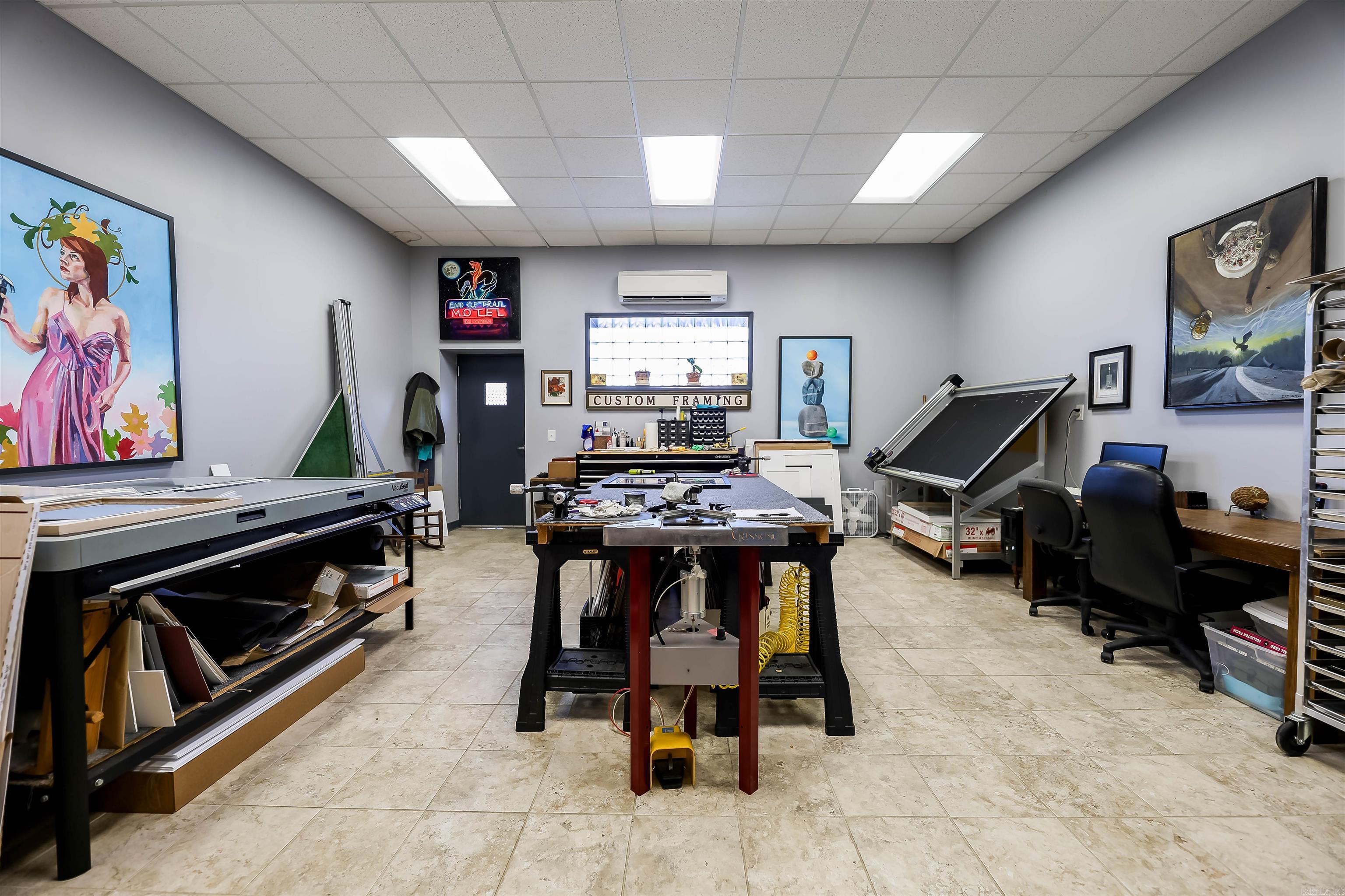 W L BRADLEY ADDN - Commercial Sale