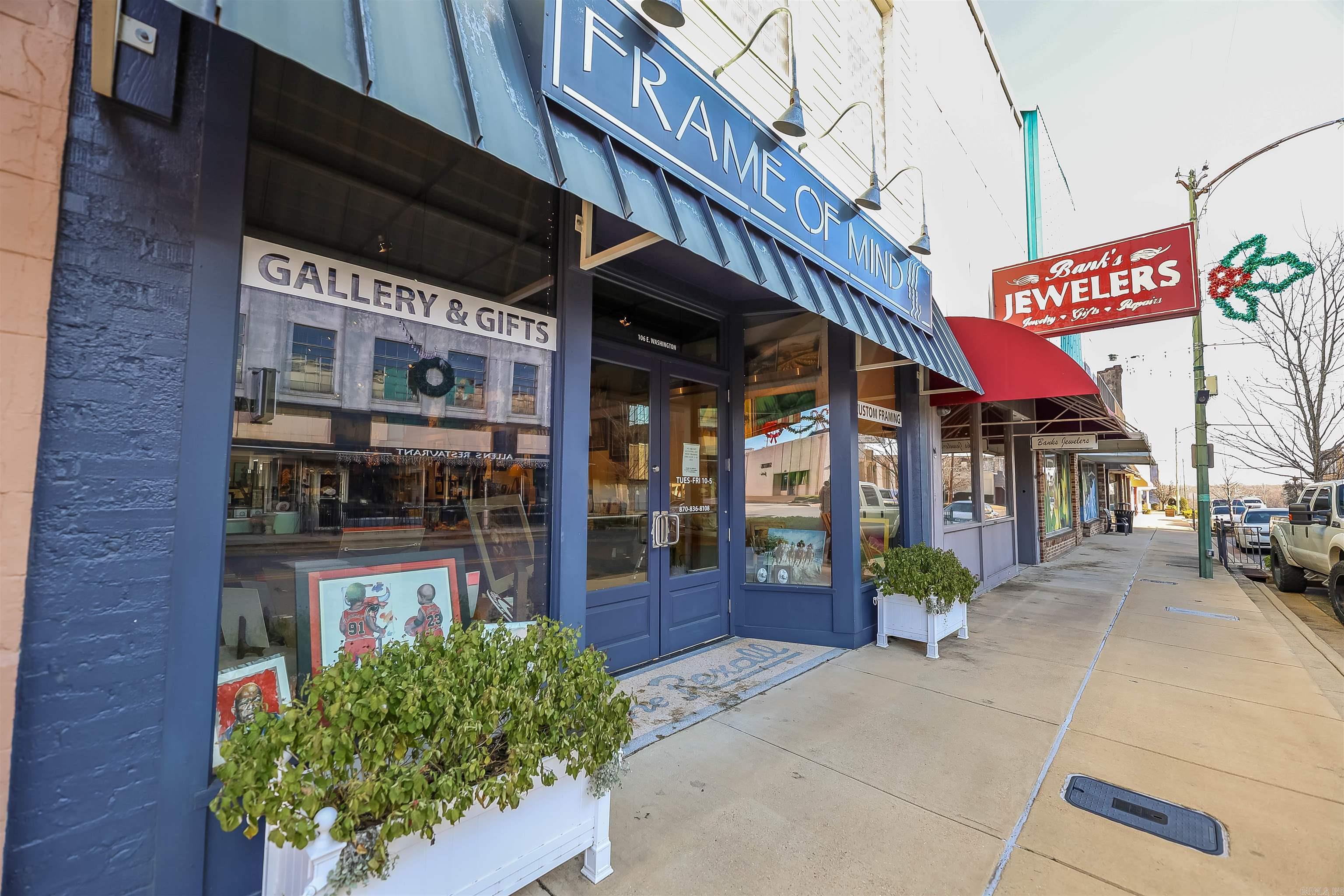 W L BRADLEY ADDN - Commercial Sale