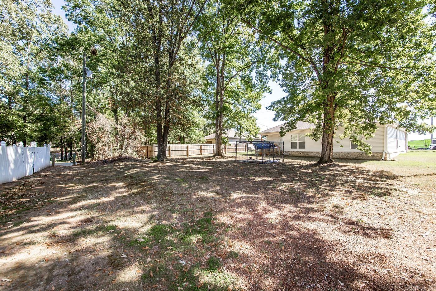 LAKE CHERRYWOOD - Residential