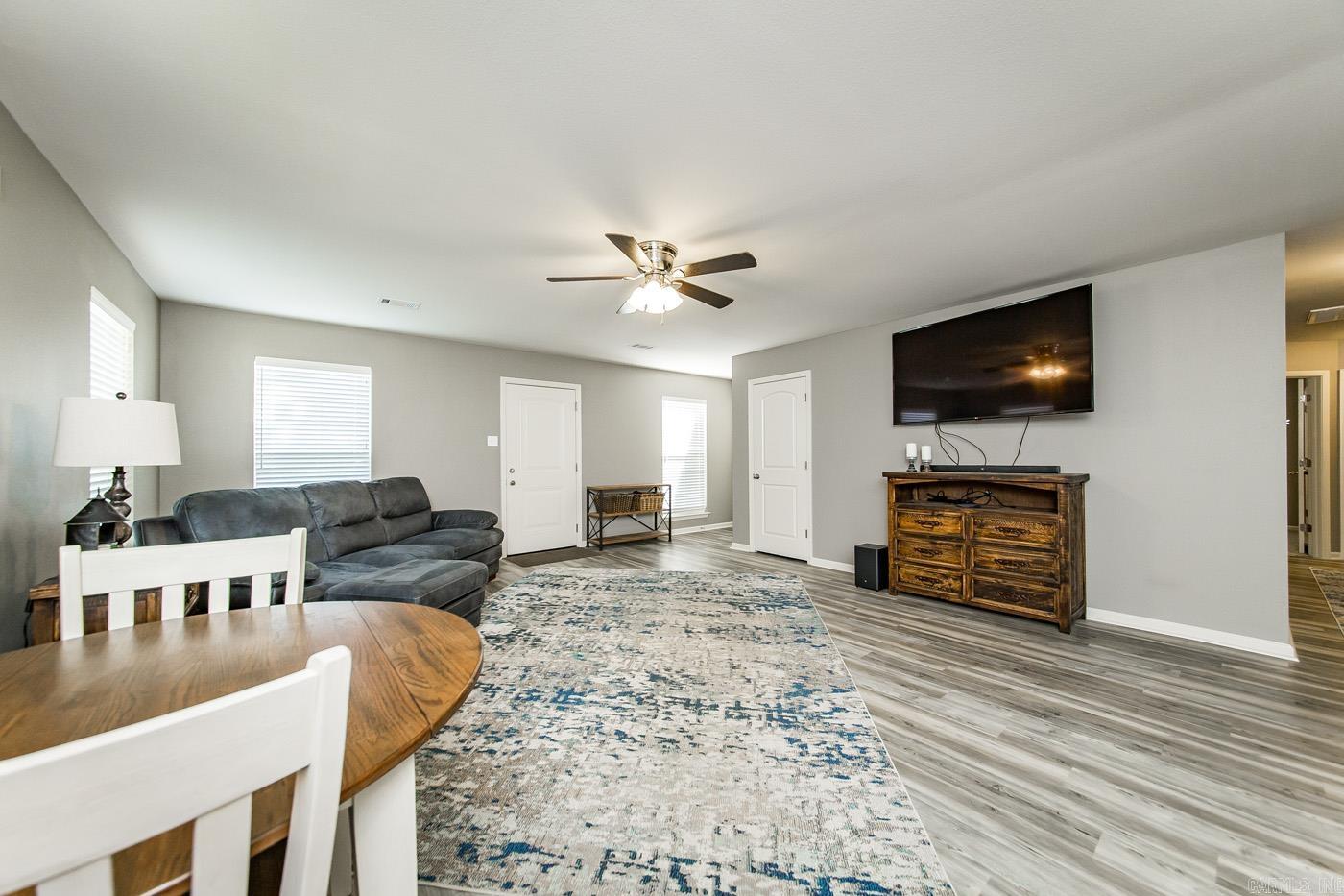 LAKE CHERRYWOOD - Residential