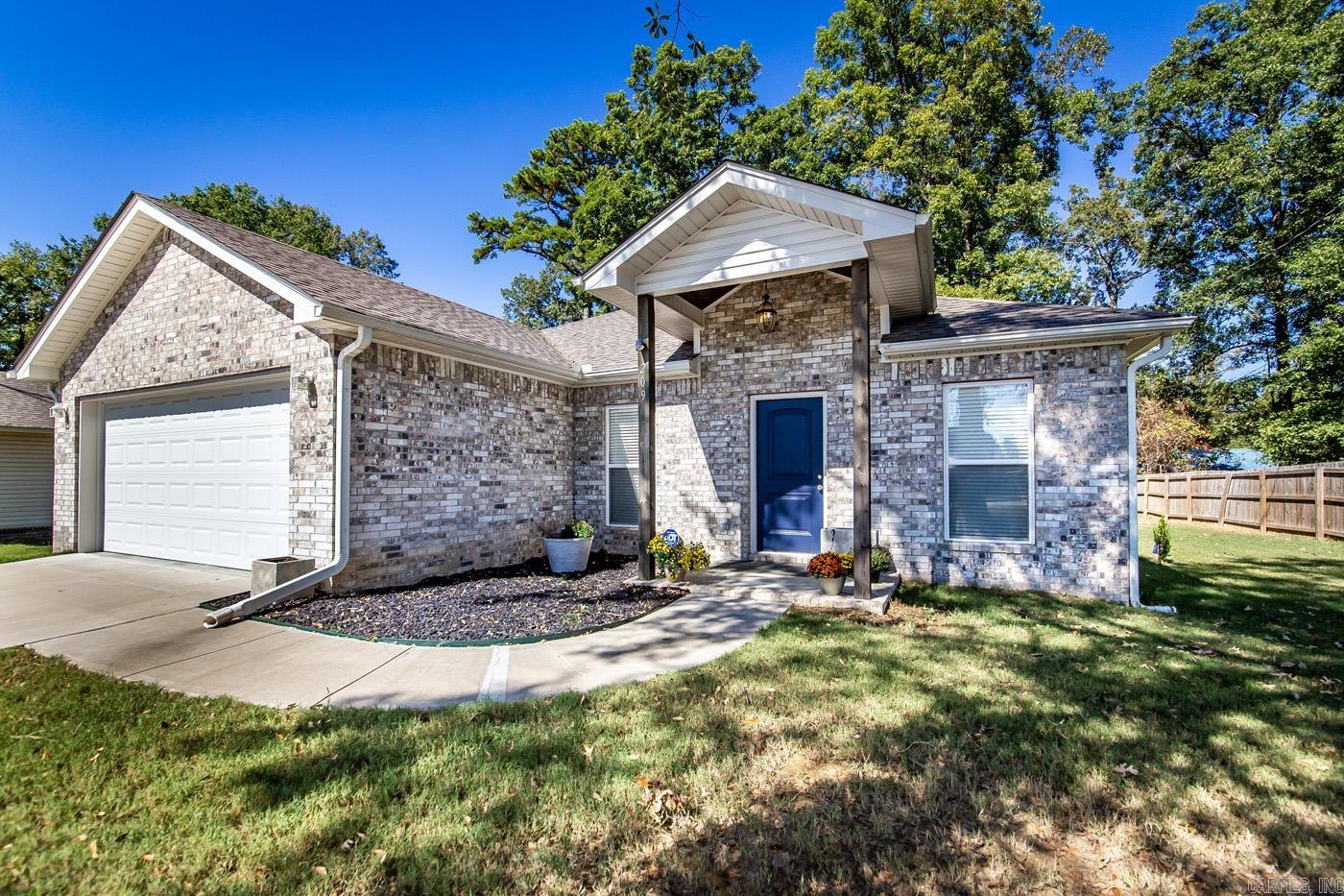 LAKE CHERRYWOOD - Residential