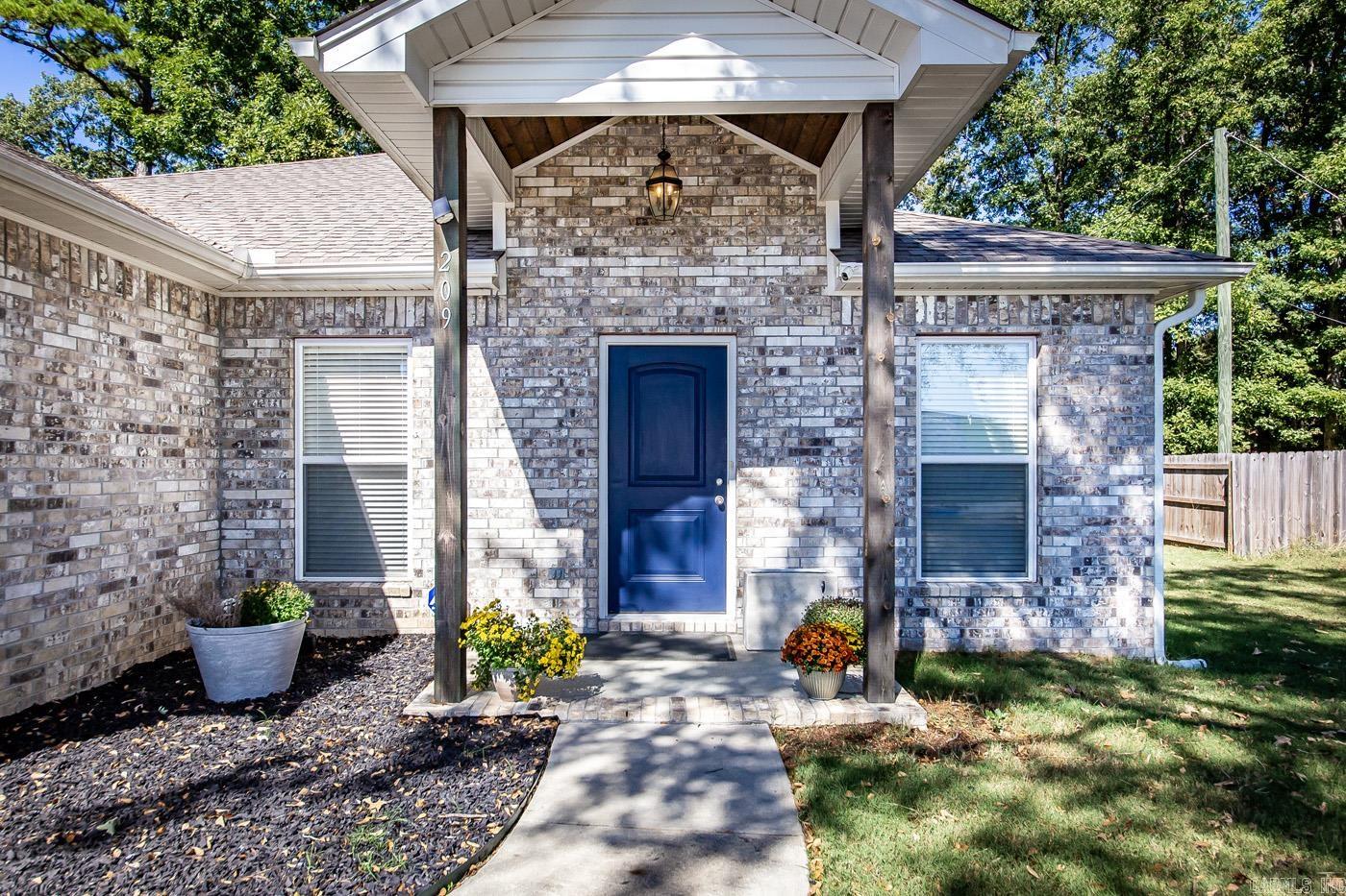 LAKE CHERRYWOOD - Residential