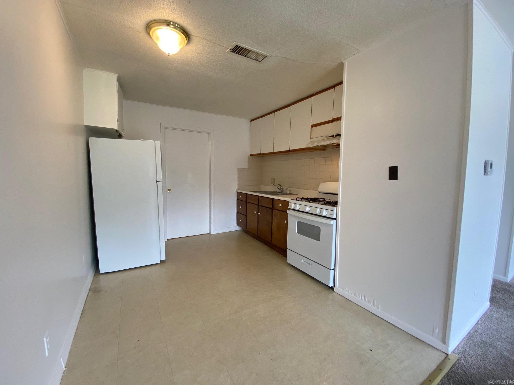 Duprees East Jack - Residential Lease