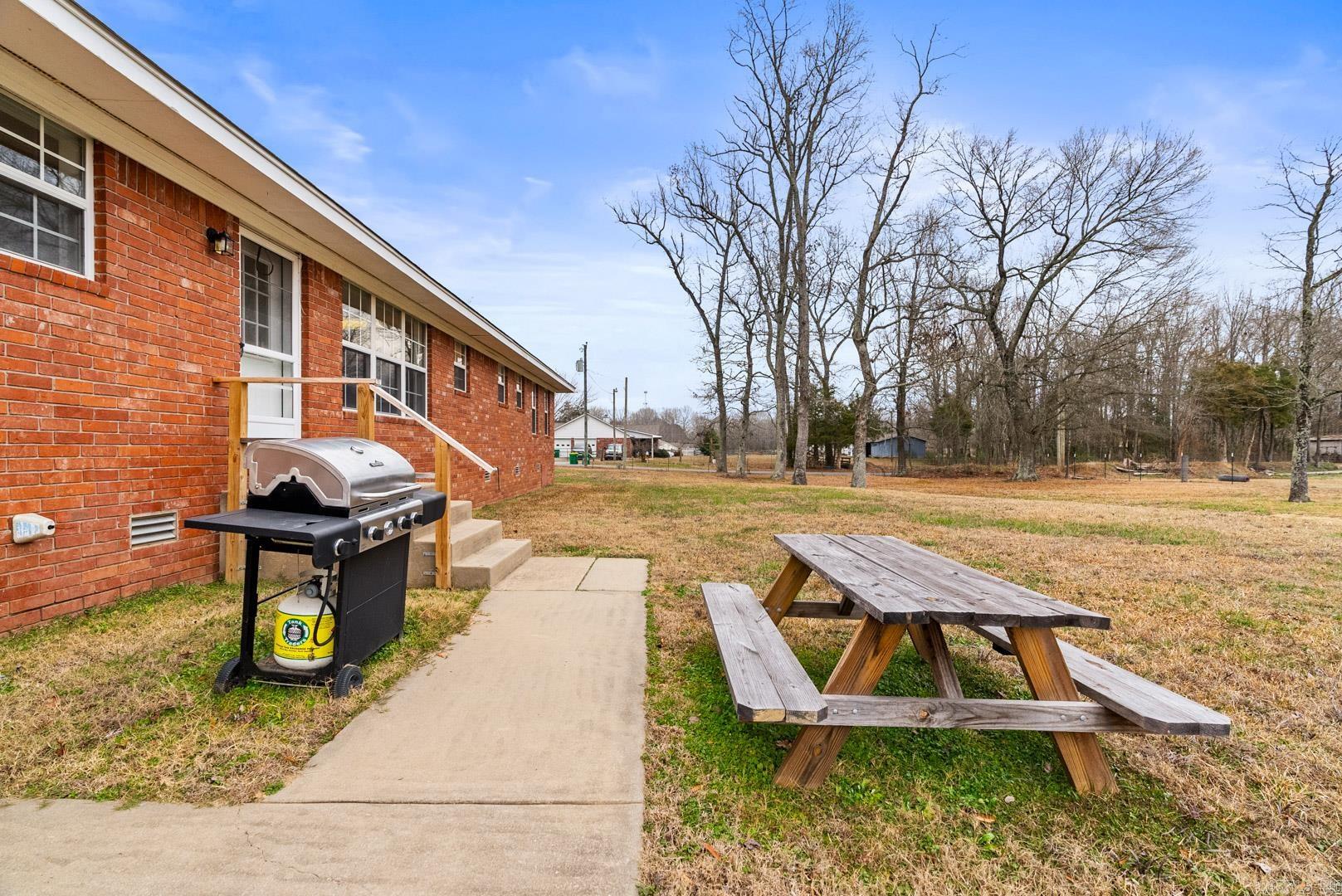 Not in Subdivision - Residential Lease