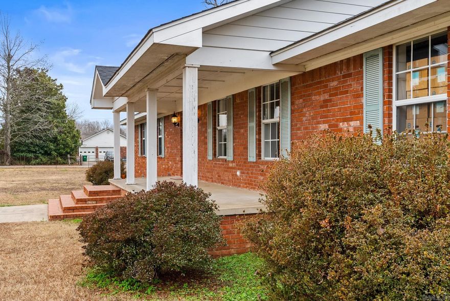 Country Living with close proximity to all Sherwood has to offer!  Bring the family and enjoy the serene lifestyle that only comes with having acreage.  2+ acres to roam, all while being just minutes from Sherwood, LRAFB, and Camp Robinson.  The location can not be beat and to find a newer home with all the amenities, including a generator!  Come see this one today, before it is gone tomorrow!