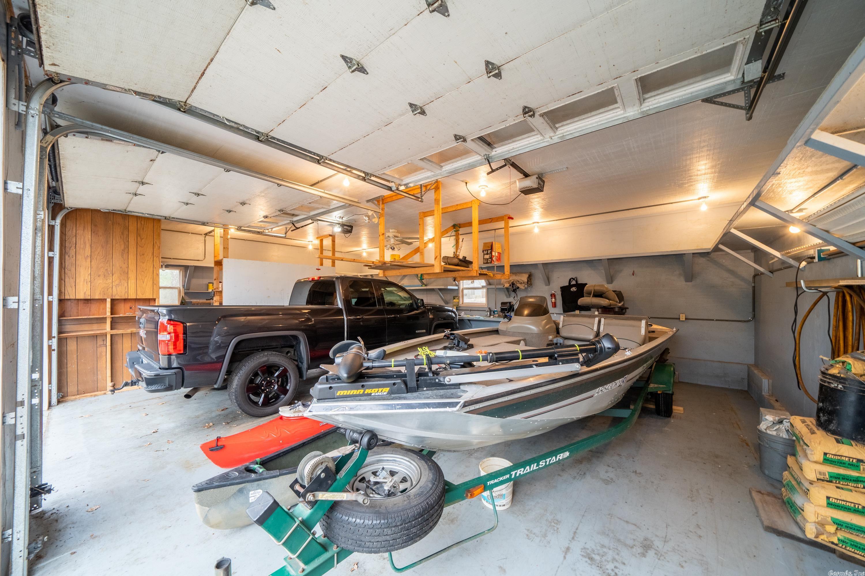 CRESTMONT - Residential