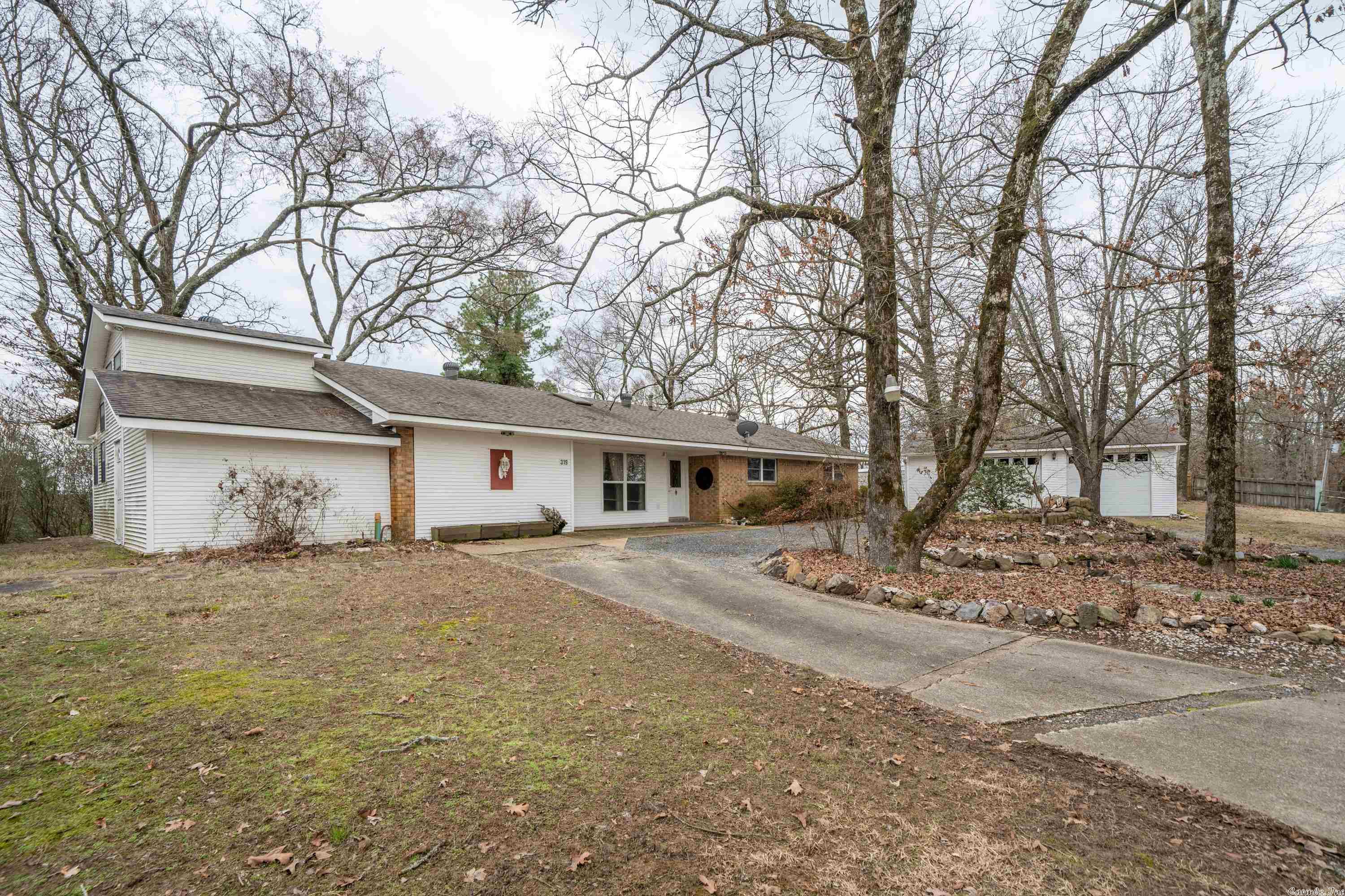 CRESTMONT - Residential