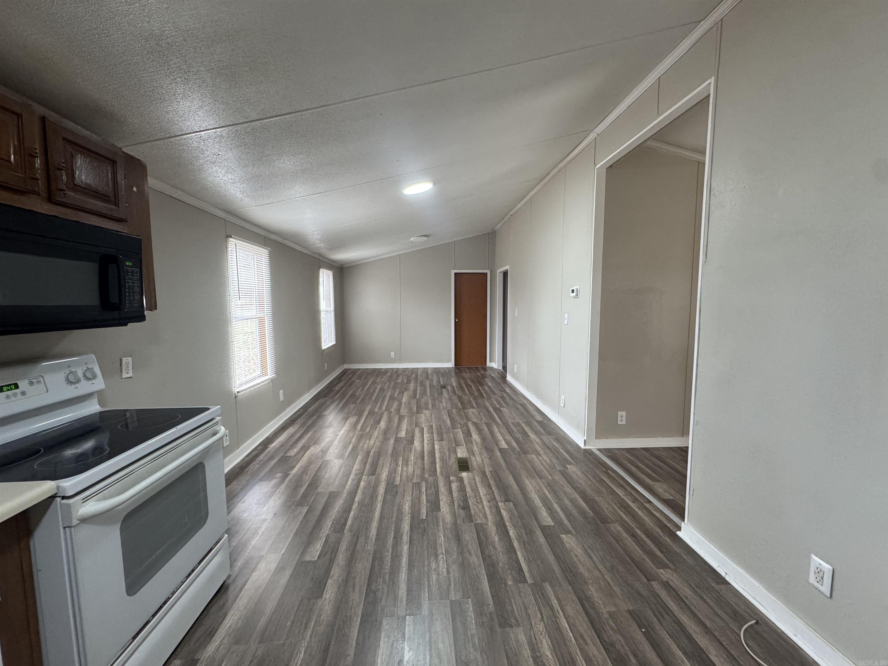 BLACK OAK - Residential