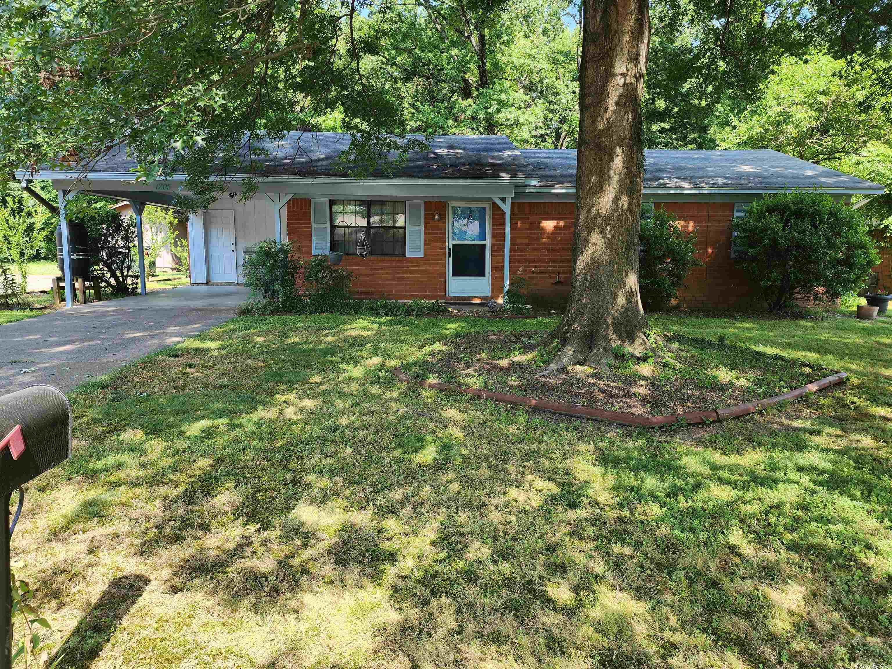 OAKDALE - Residential