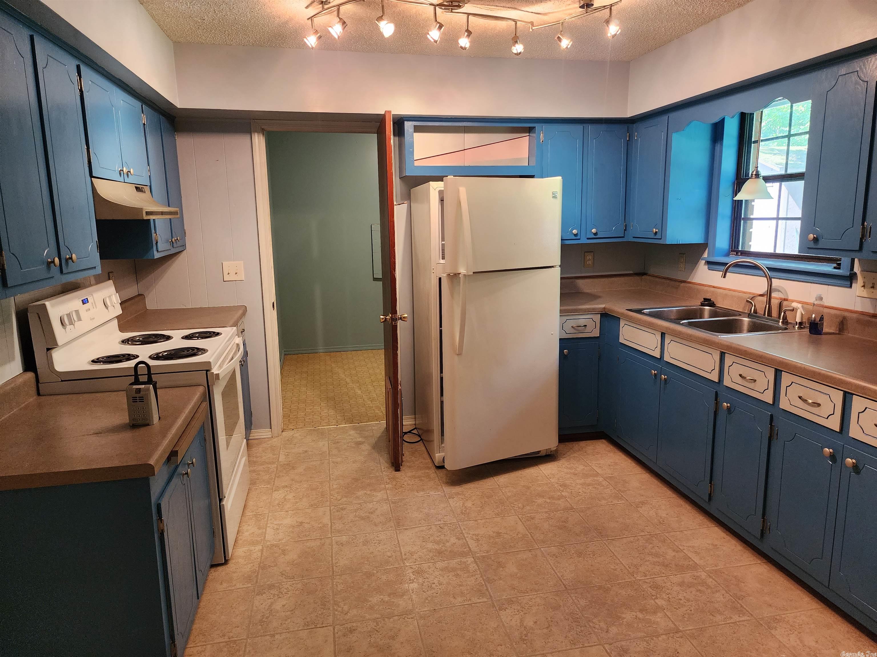 OAKDALE - Residential