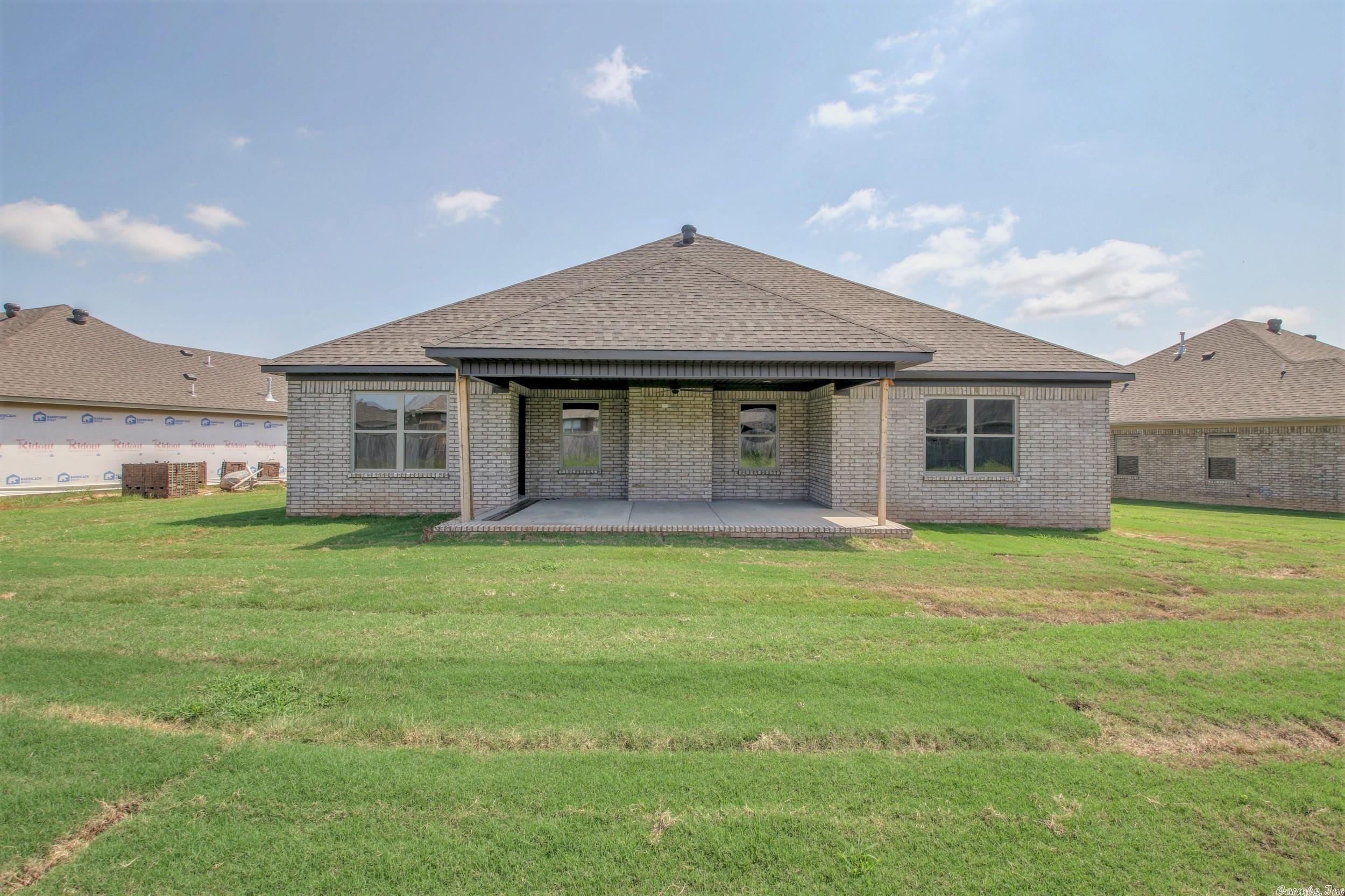 JAXON TERRACE - Residential