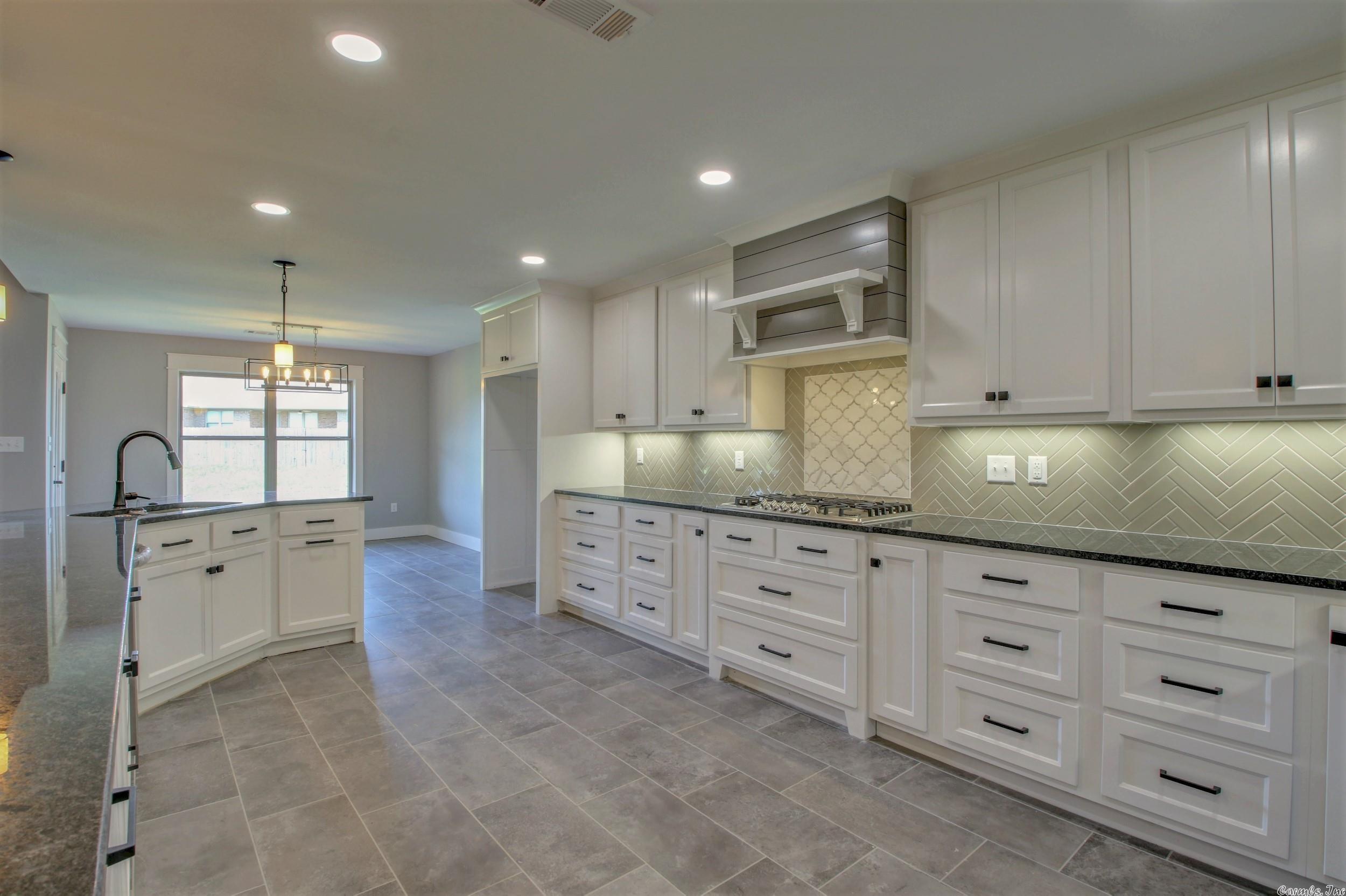 JAXON TERRACE - Residential