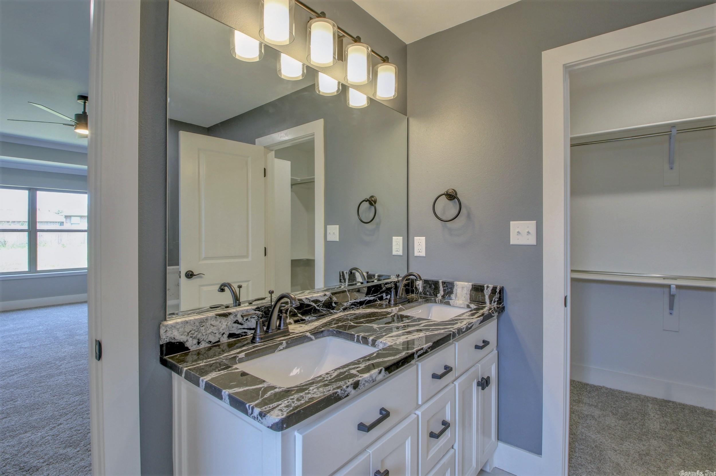 JAXON TERRACE - Residential