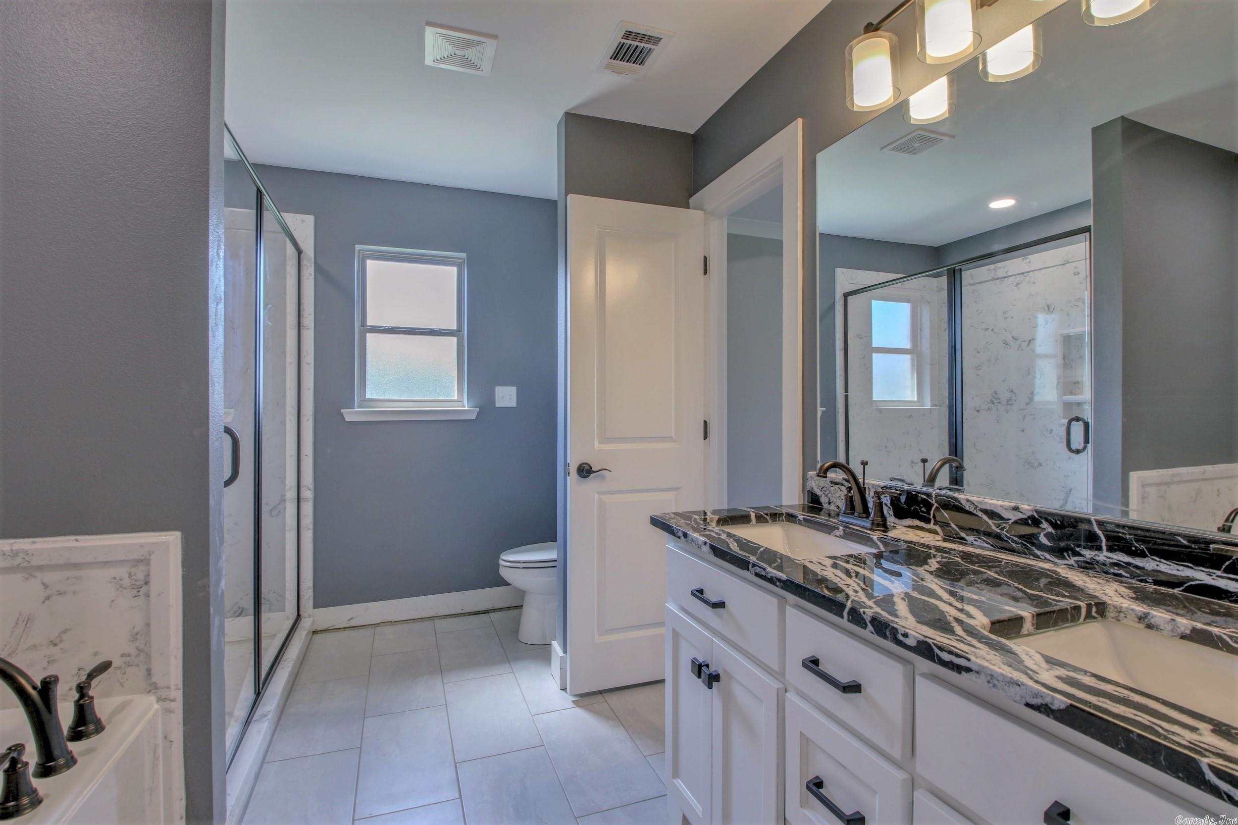 JAXON TERRACE - Residential