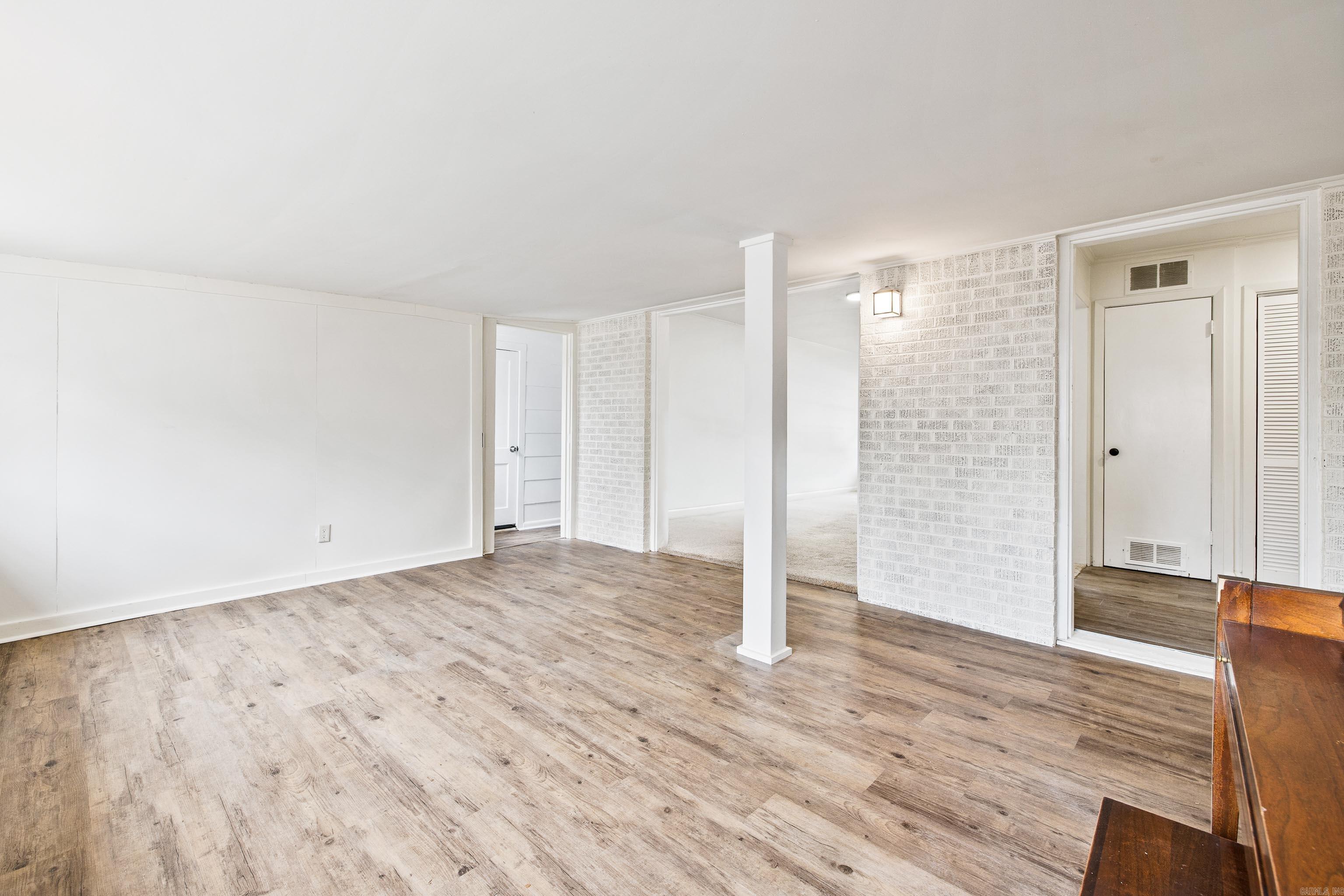 JAMESON - Residential