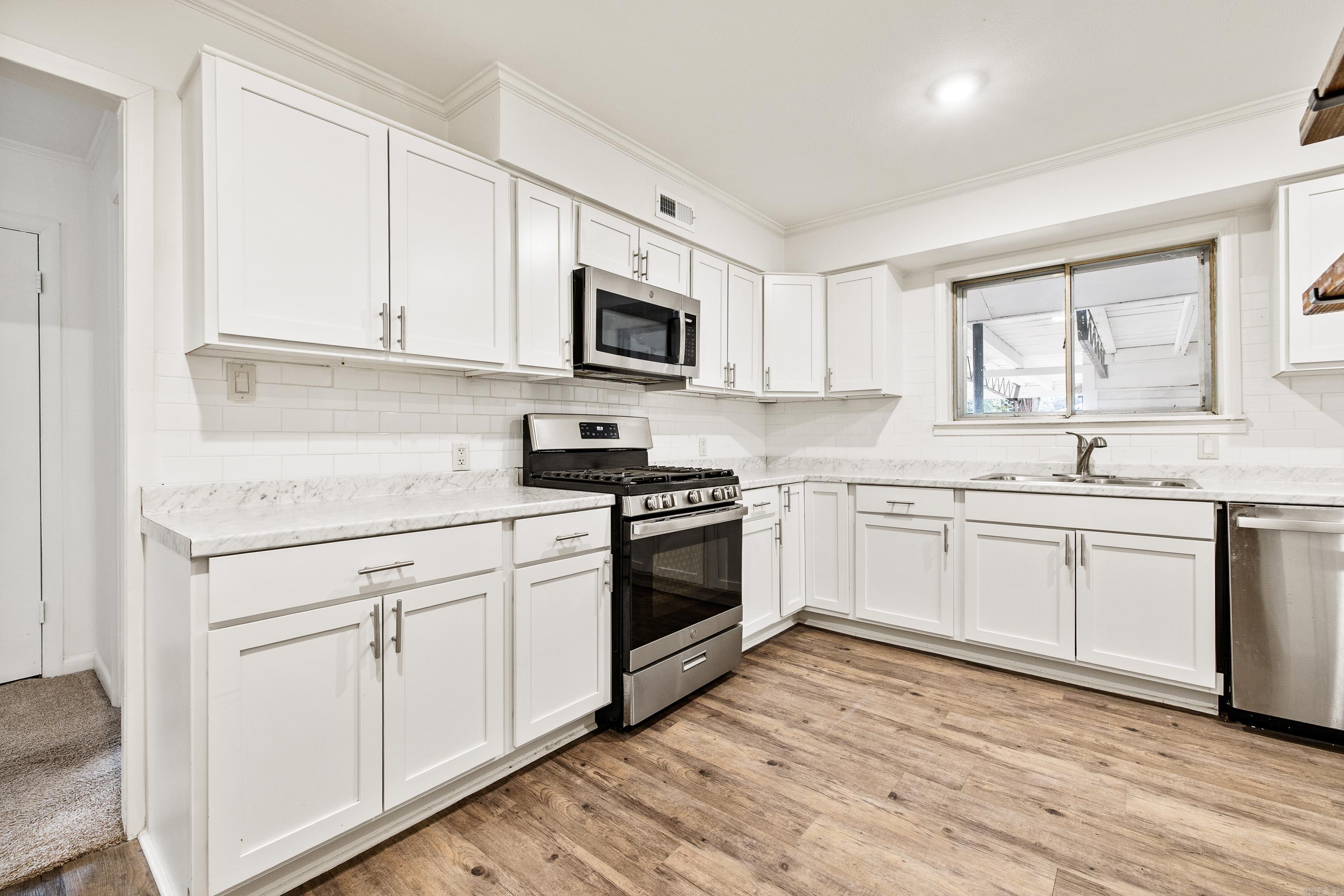 JAMESON - Residential