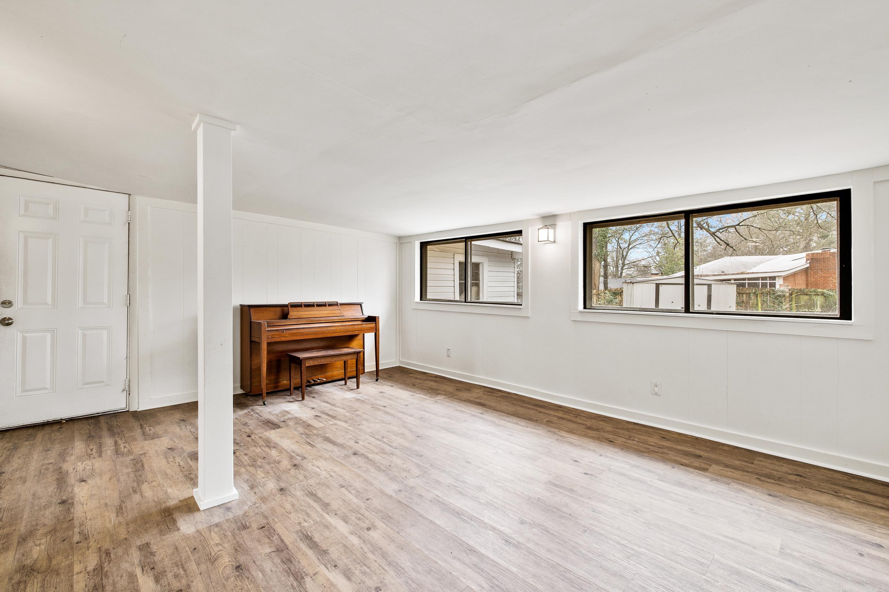 JAMESON - Residential