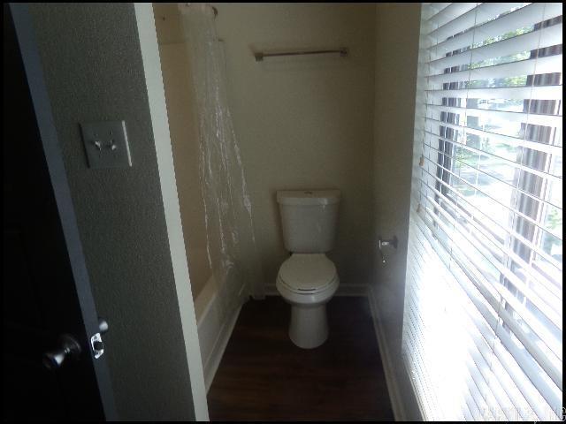 Rolling Oaks - Residential Lease