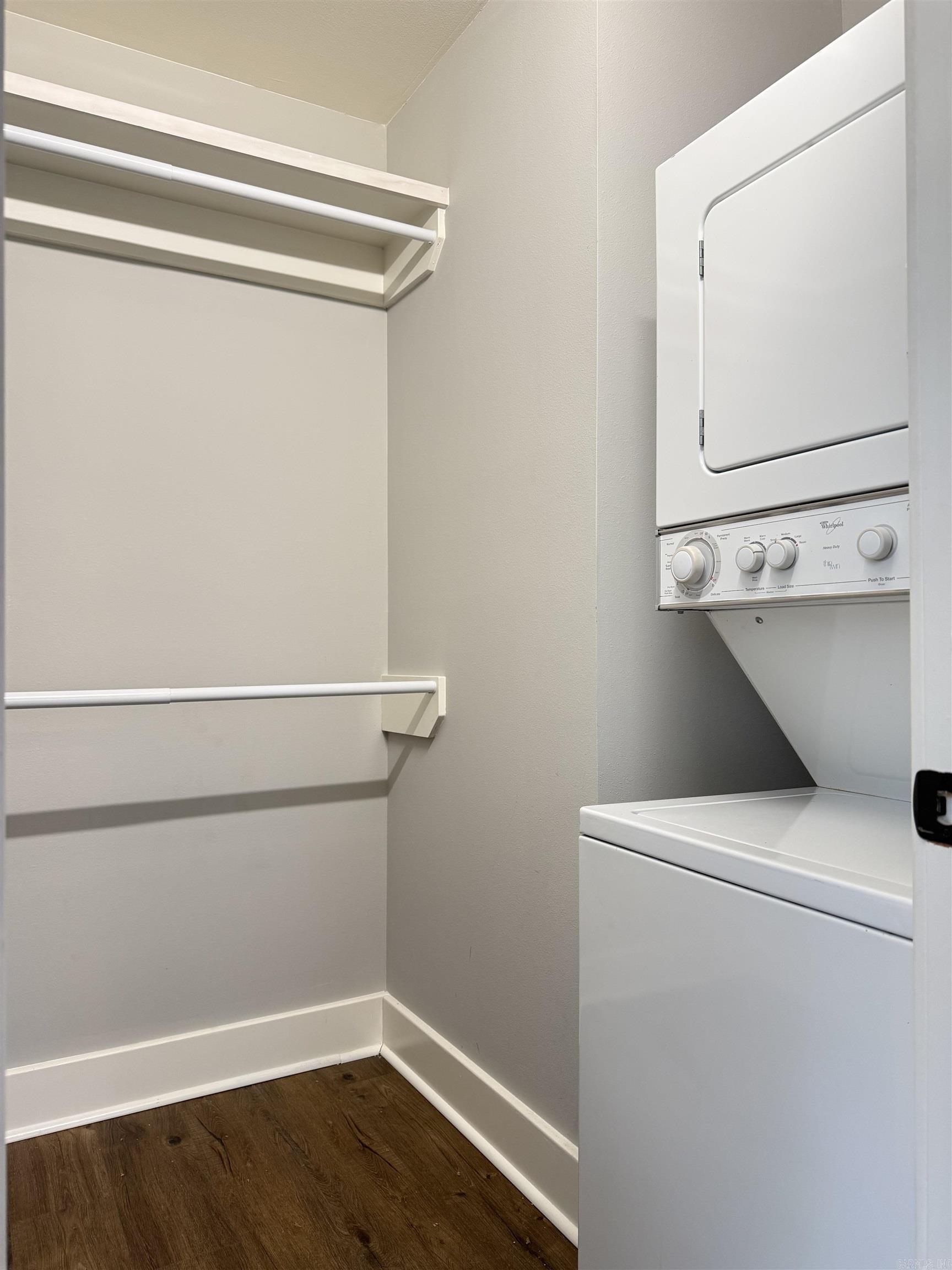 HOLLENBERG - Residential