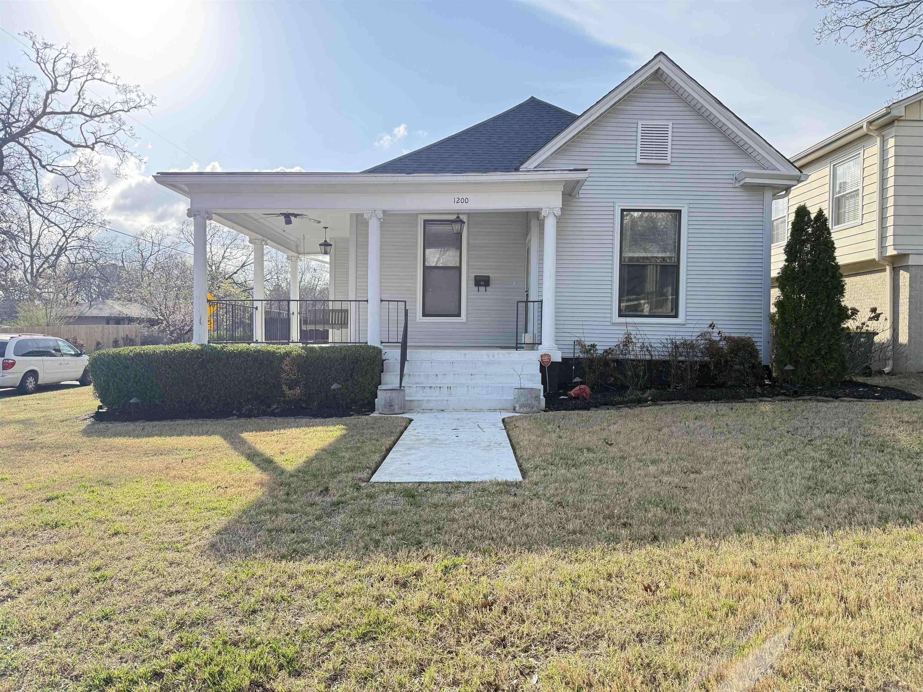 HOLLENBERG - Residential