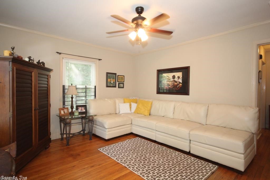 MACE PLACE ESTATES ADDITION - Residential