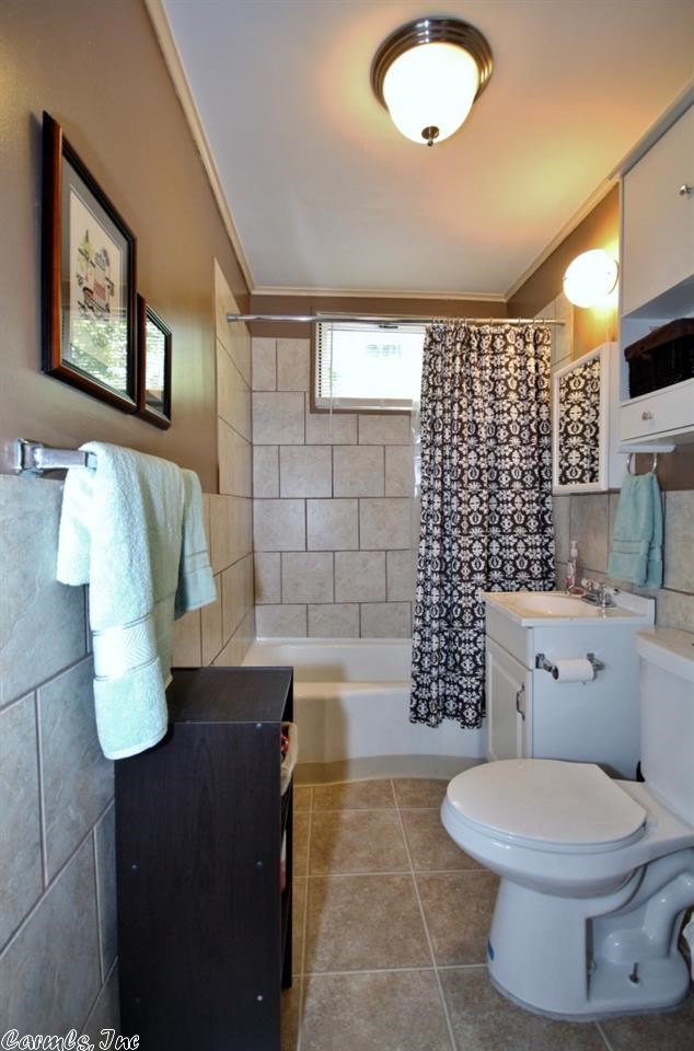 MACE PLACE ESTATES ADDITION - Residential