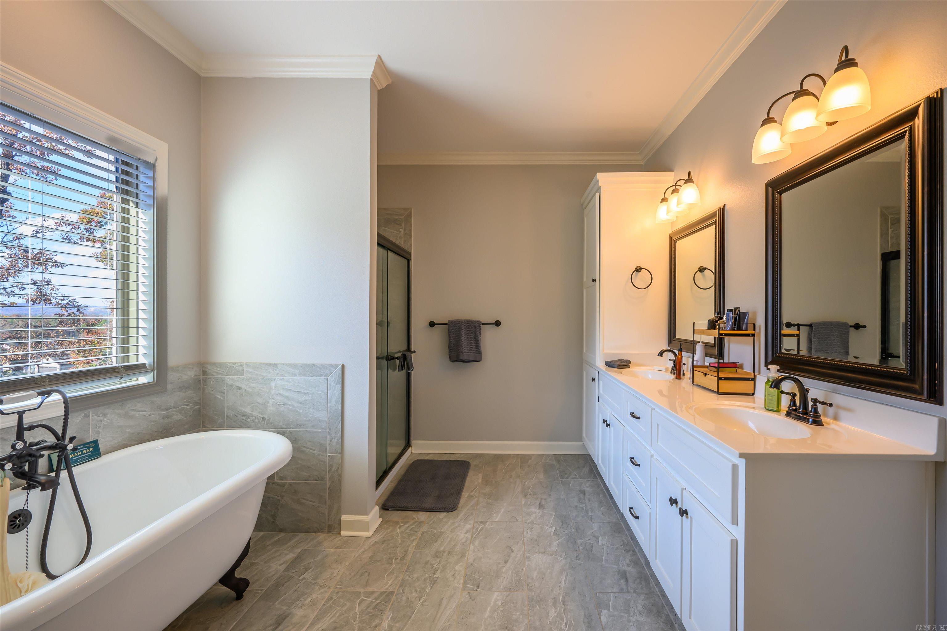 RIVERWOODS ESTATES PHASE ONE - Residential