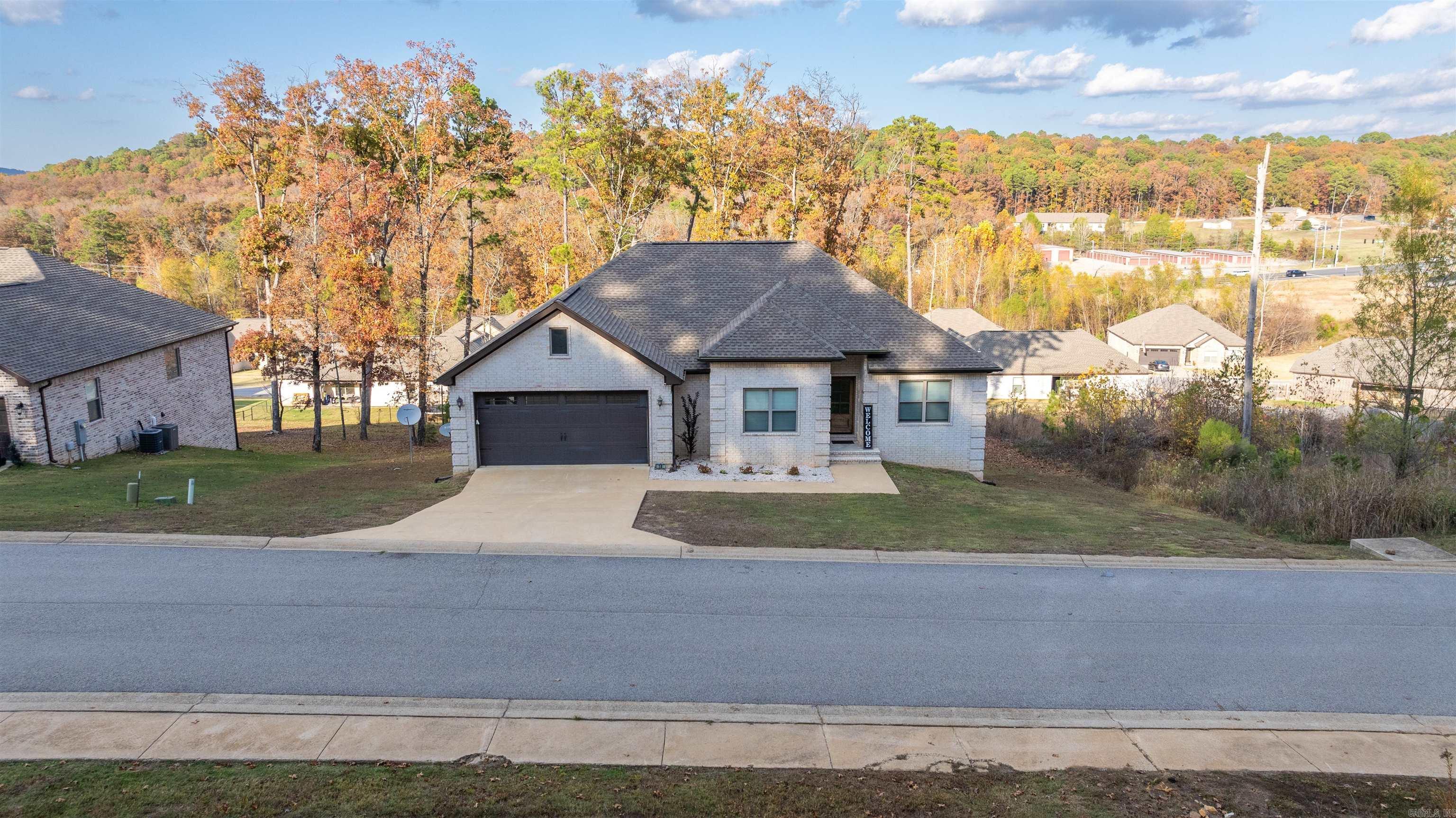 RIVERWOODS ESTATES PHASE ONE - Residential