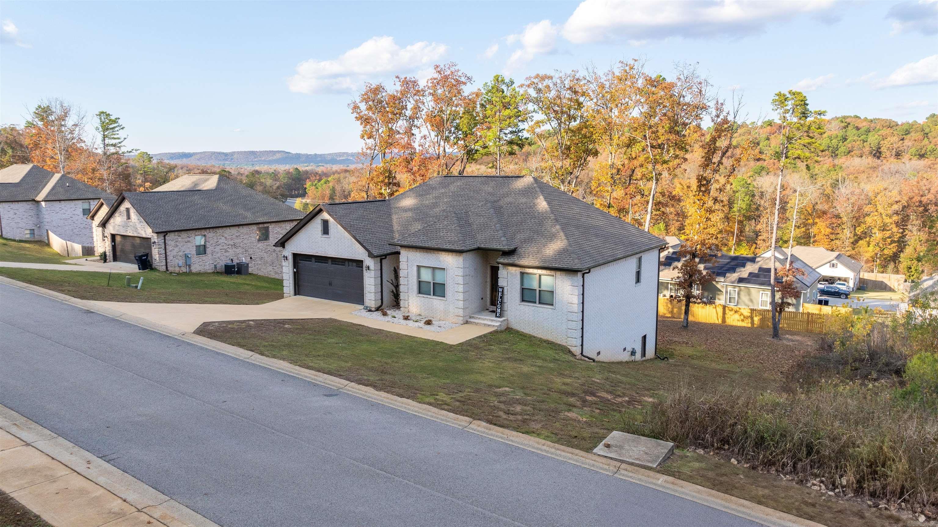 RIVERWOODS ESTATES PHASE ONE - Residential