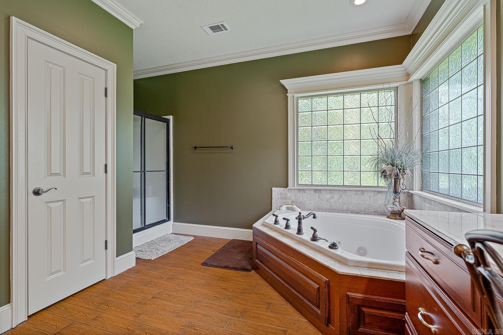DEER RUN ESTATES - Residential