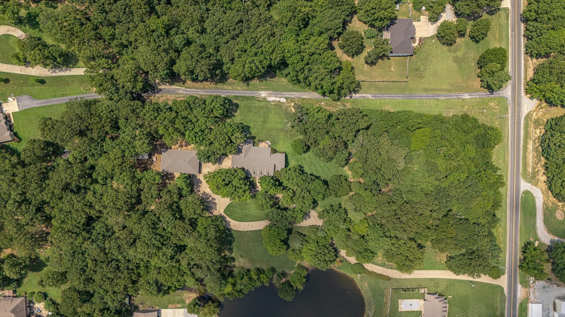 DEER RUN ESTATES - Residential