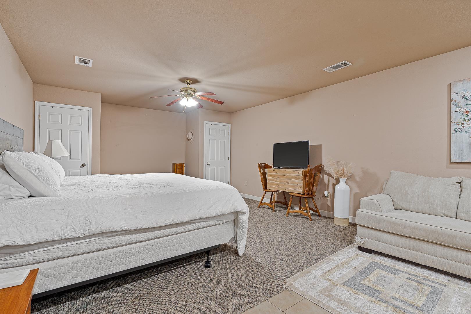 DEER RUN ESTATES - Residential