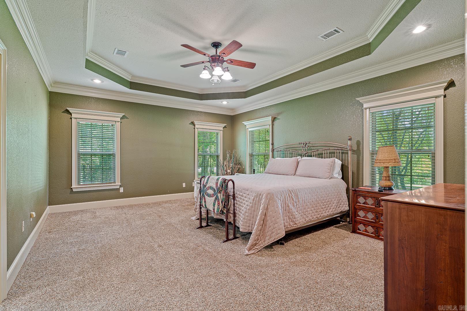 DEER RUN ESTATES - Residential