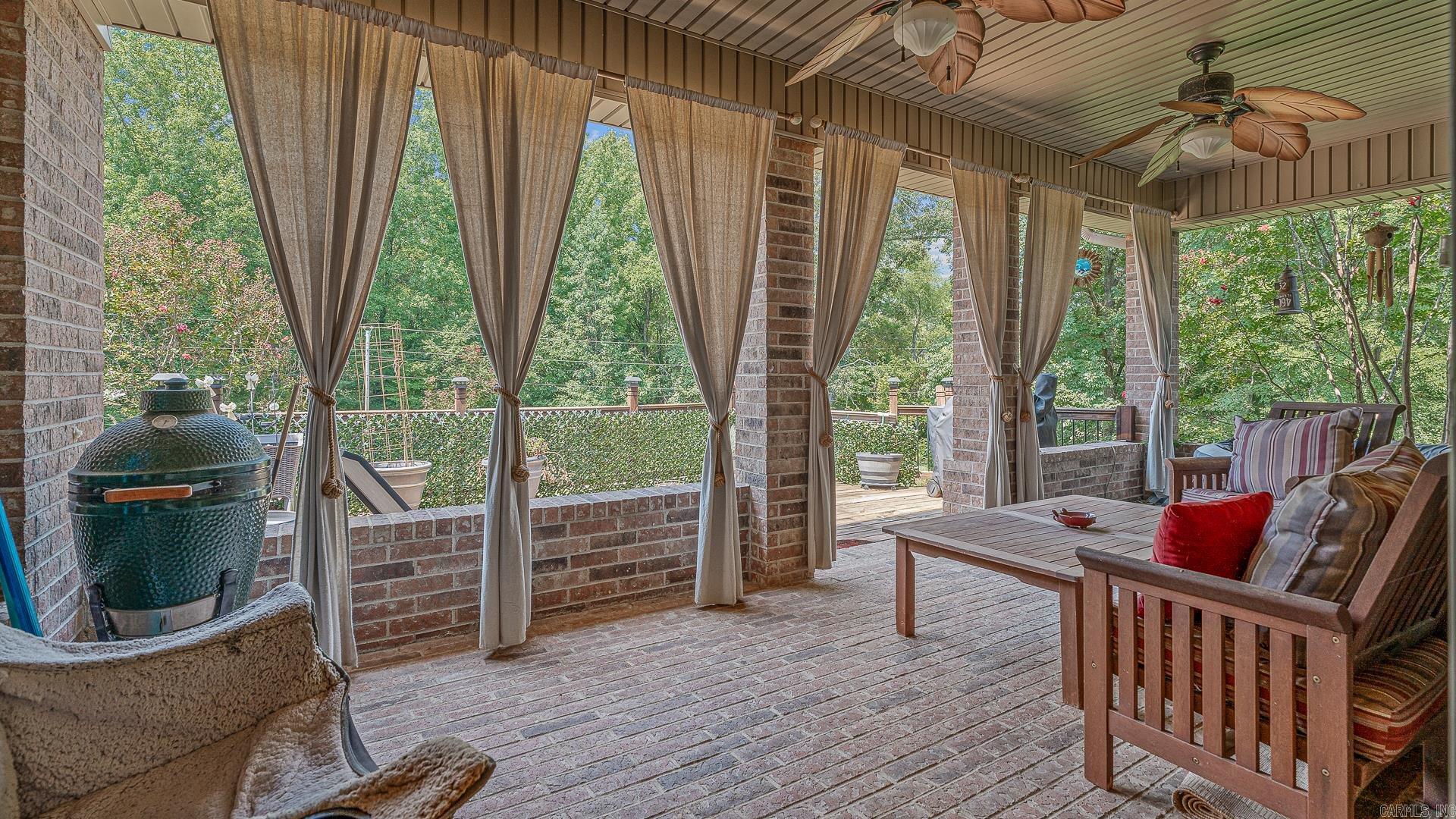 DEER RUN ESTATES - Residential