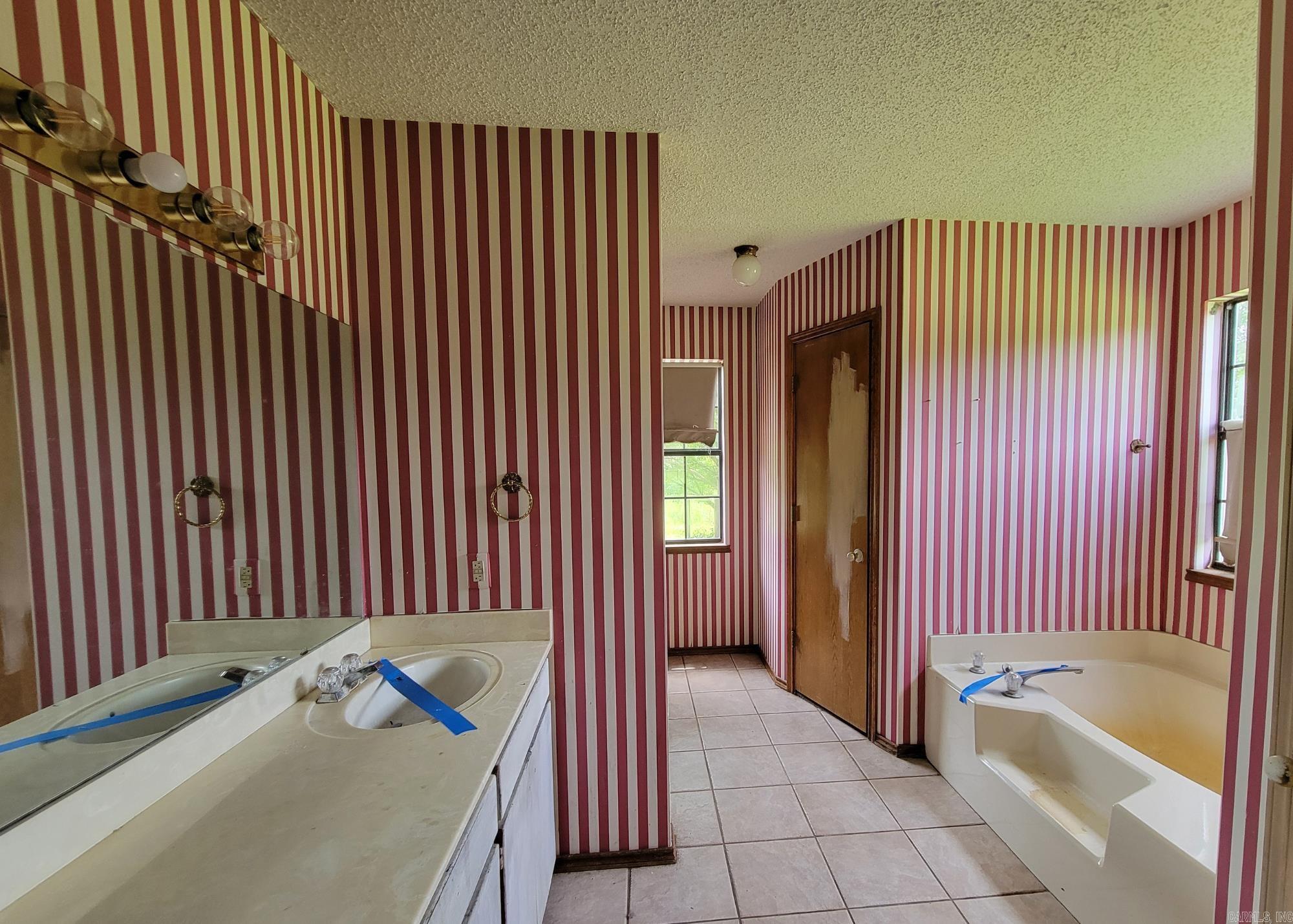 HILLS OF HOPE - Residential