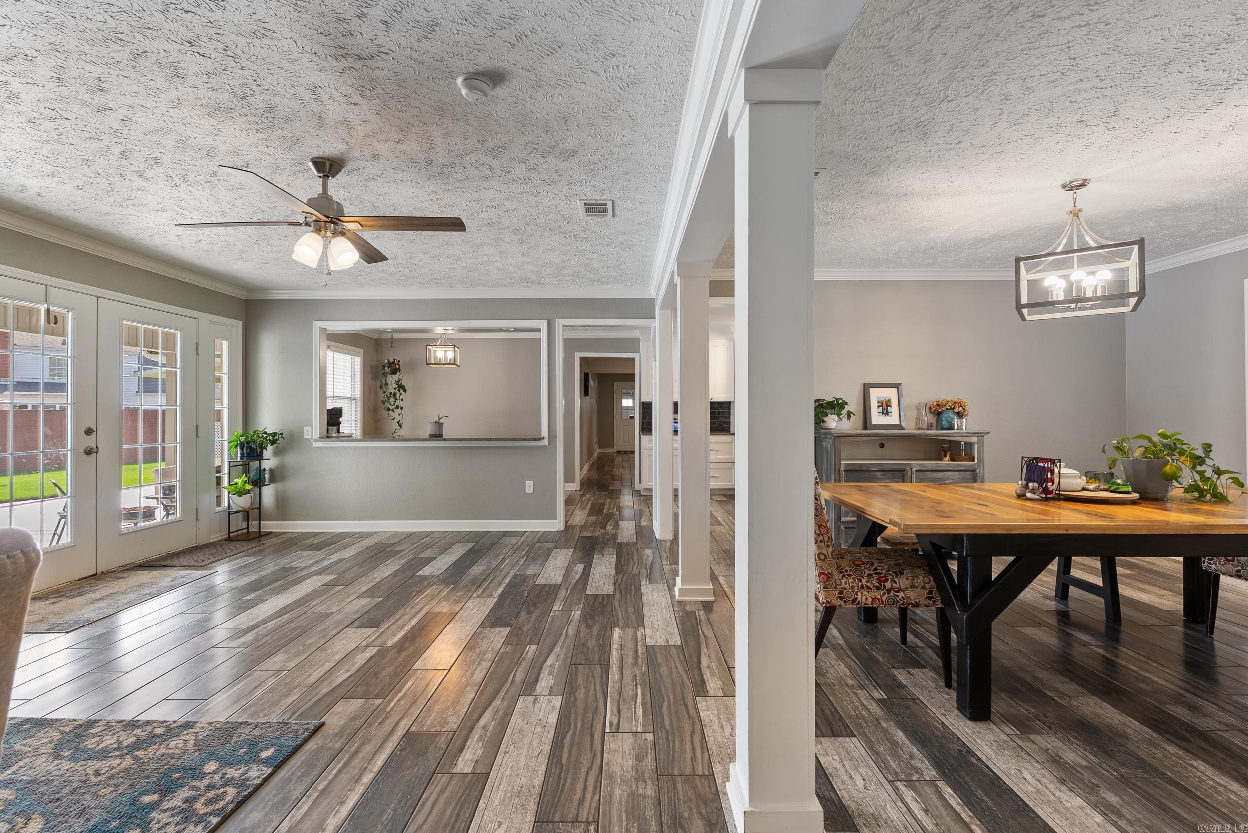 RIVER OAKS - Residential
