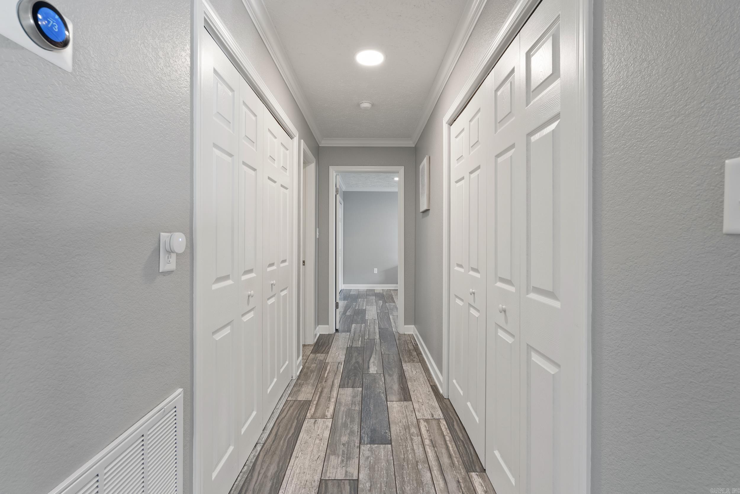 RIVER OAKS - Residential