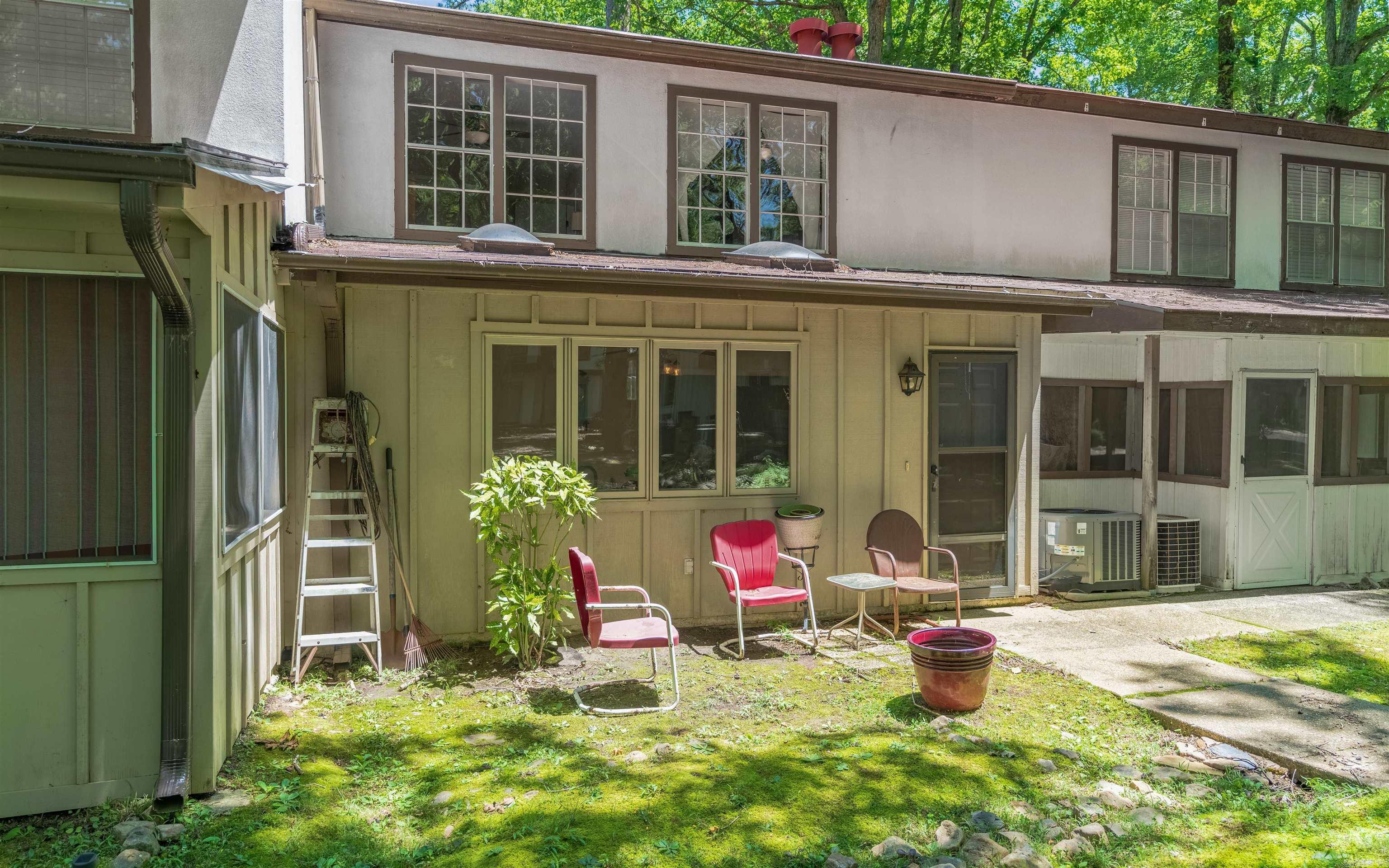 Desoto Courts #1 - Residential